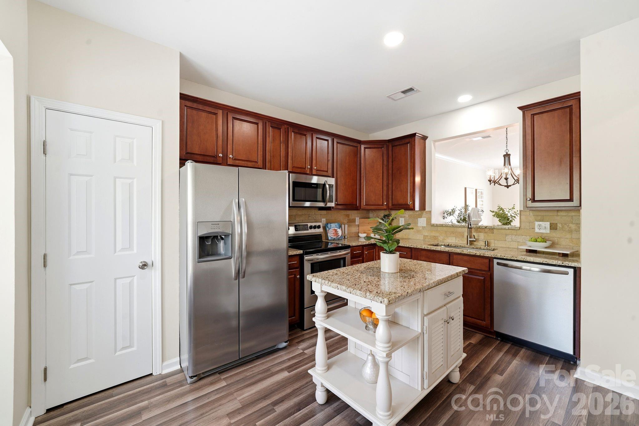 11712 Fiddlers Roof Lane — Charlotte