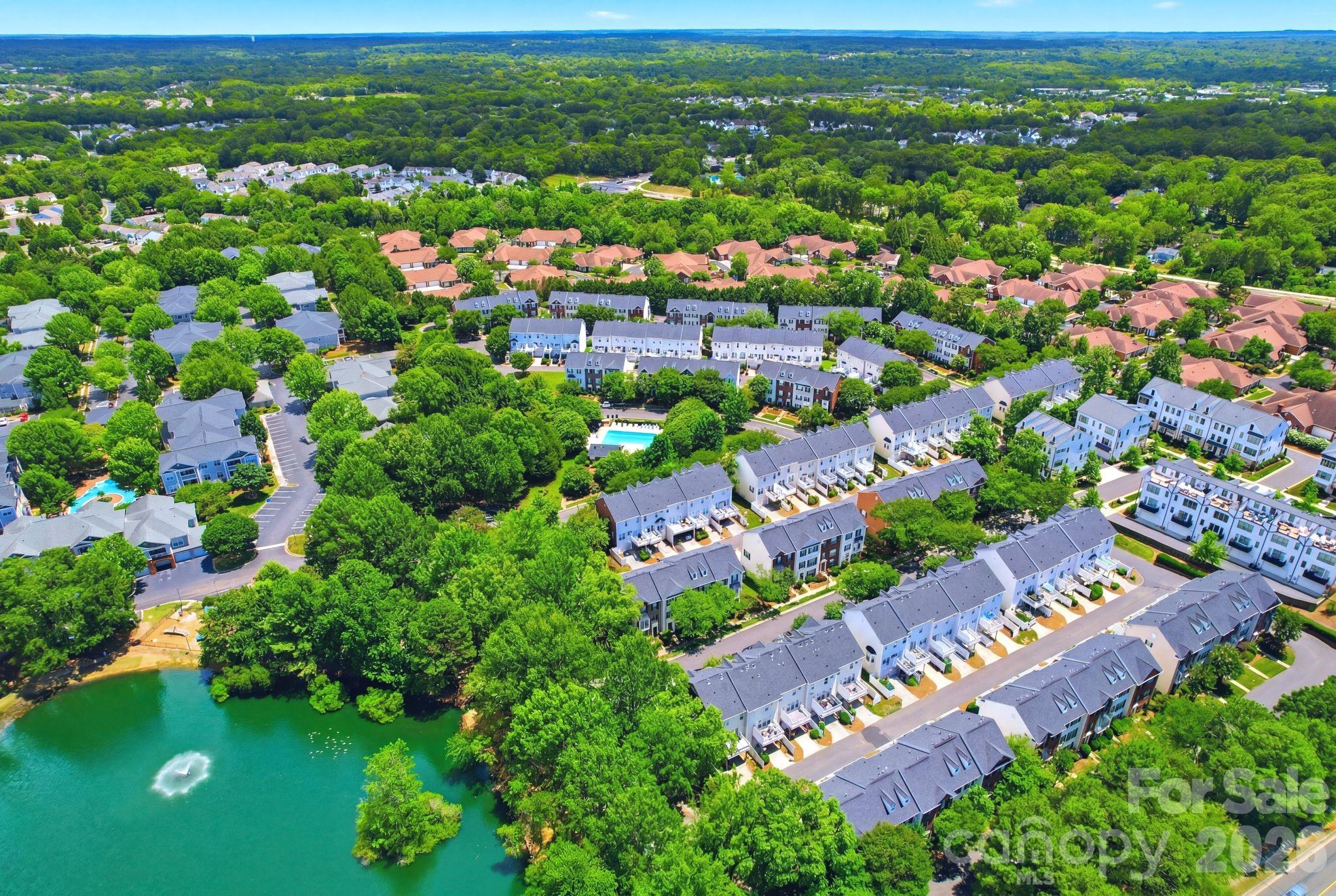 11712 Fiddlers Roof Lane — Charlotte