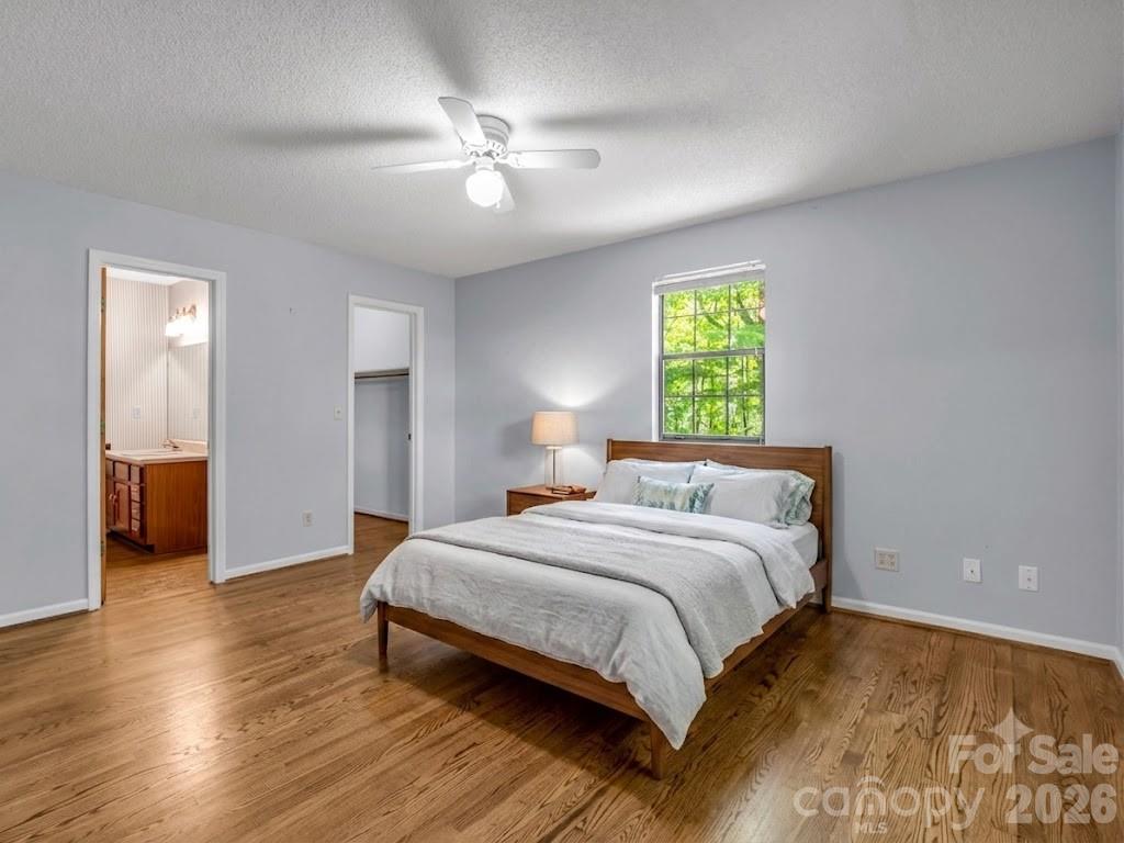 122 Birchwood Drive — Hendersonville