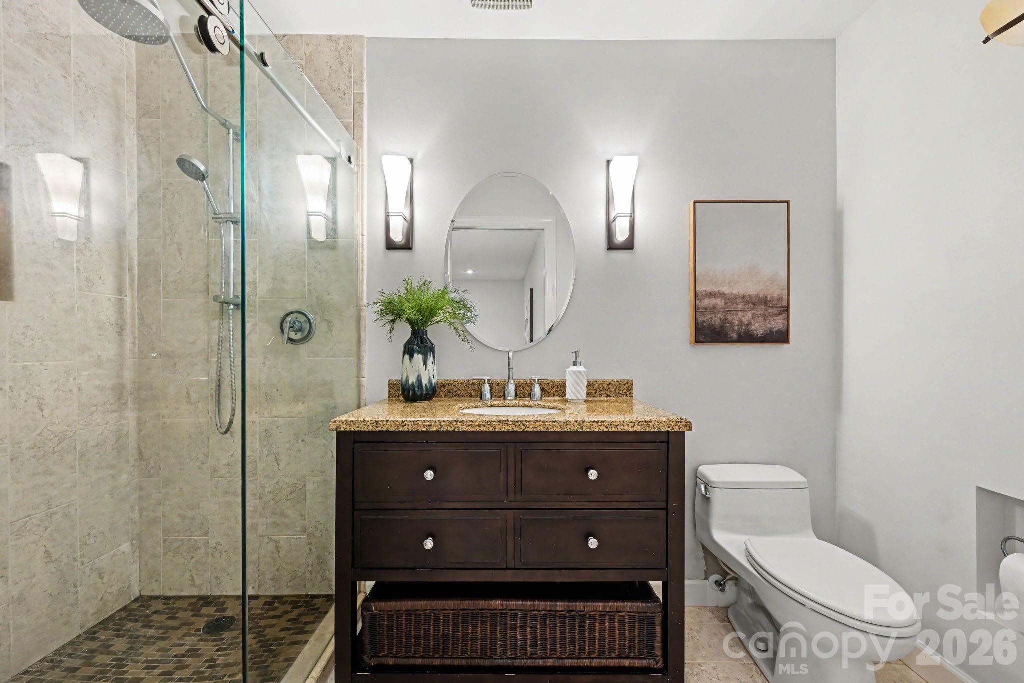10006 Stoneleigh Lane — Charlotte