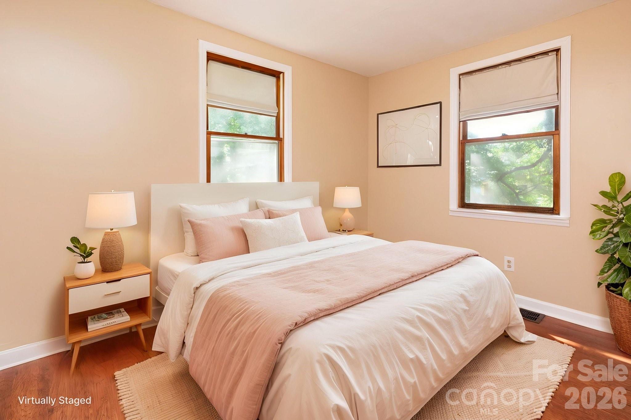 129 Shelburne Road — Asheville