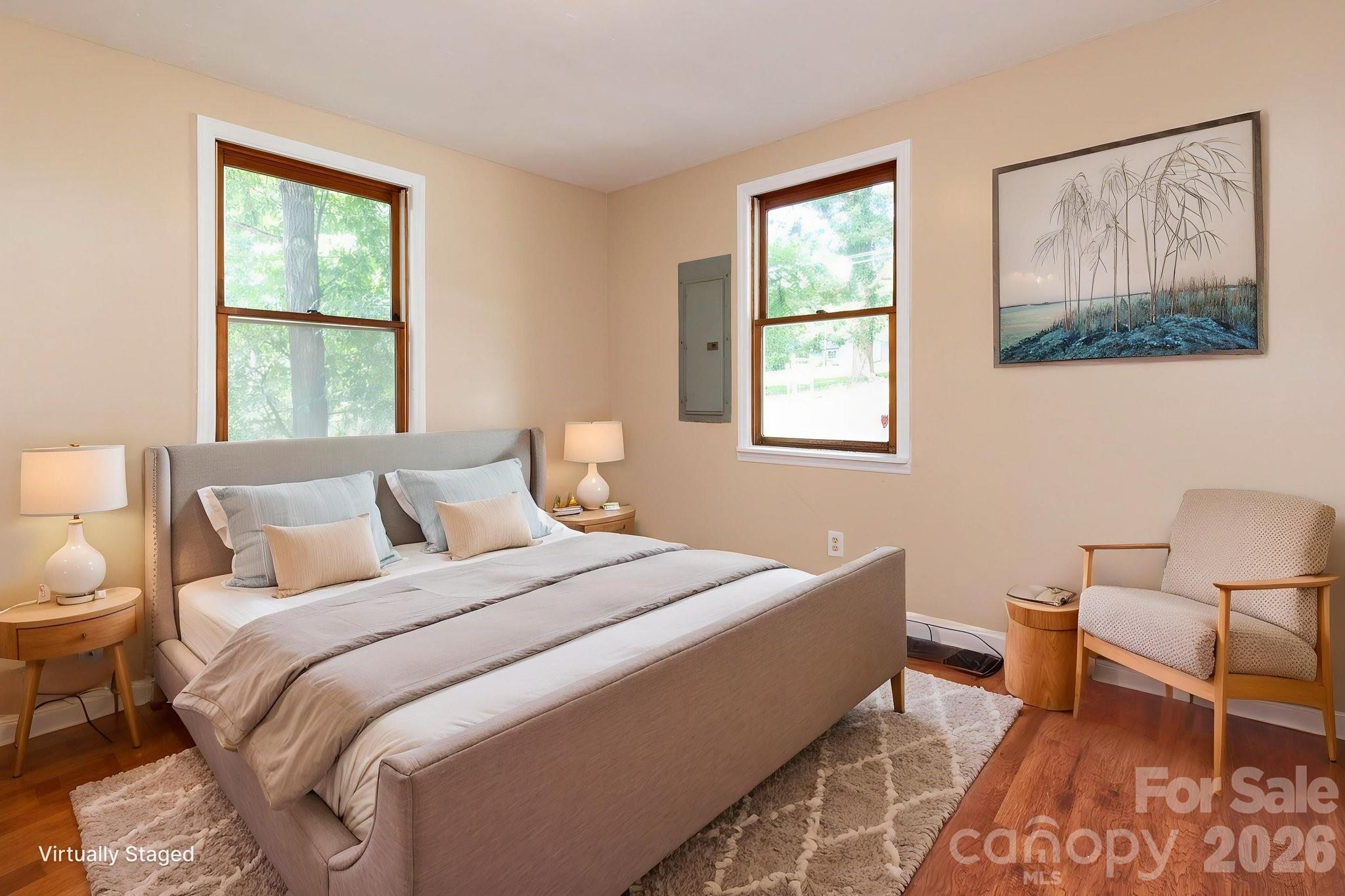 129 Shelburne Road — Asheville