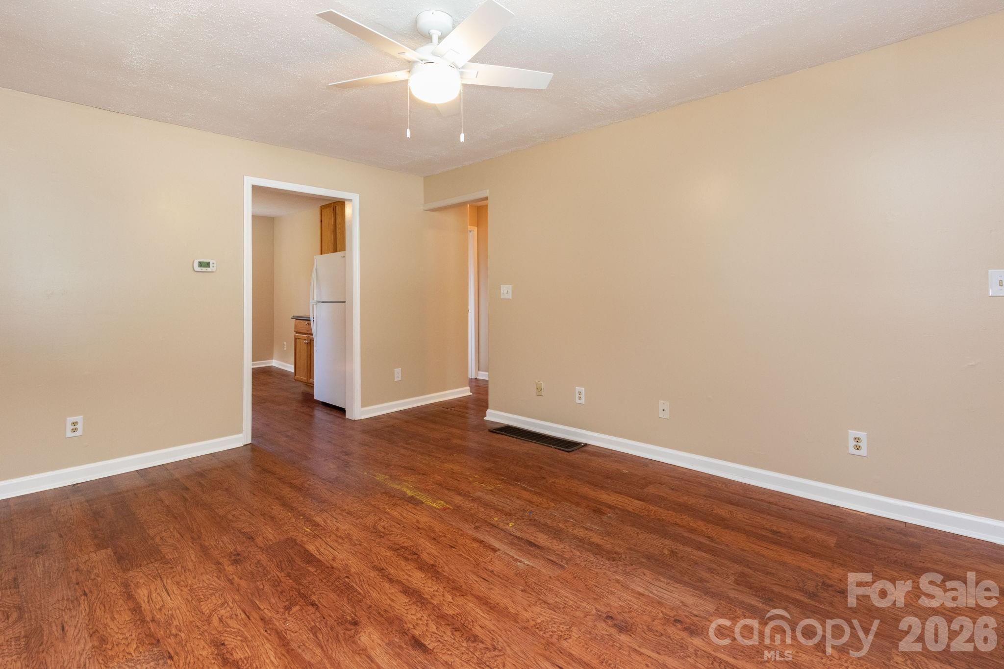 129 Shelburne Road — Asheville