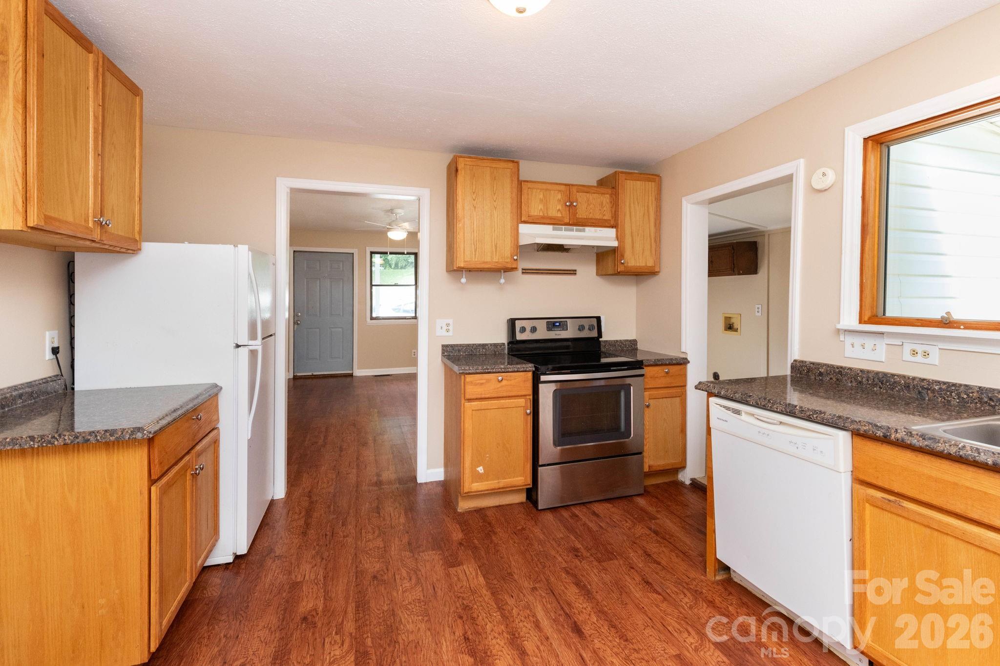 129 Shelburne Road — Asheville