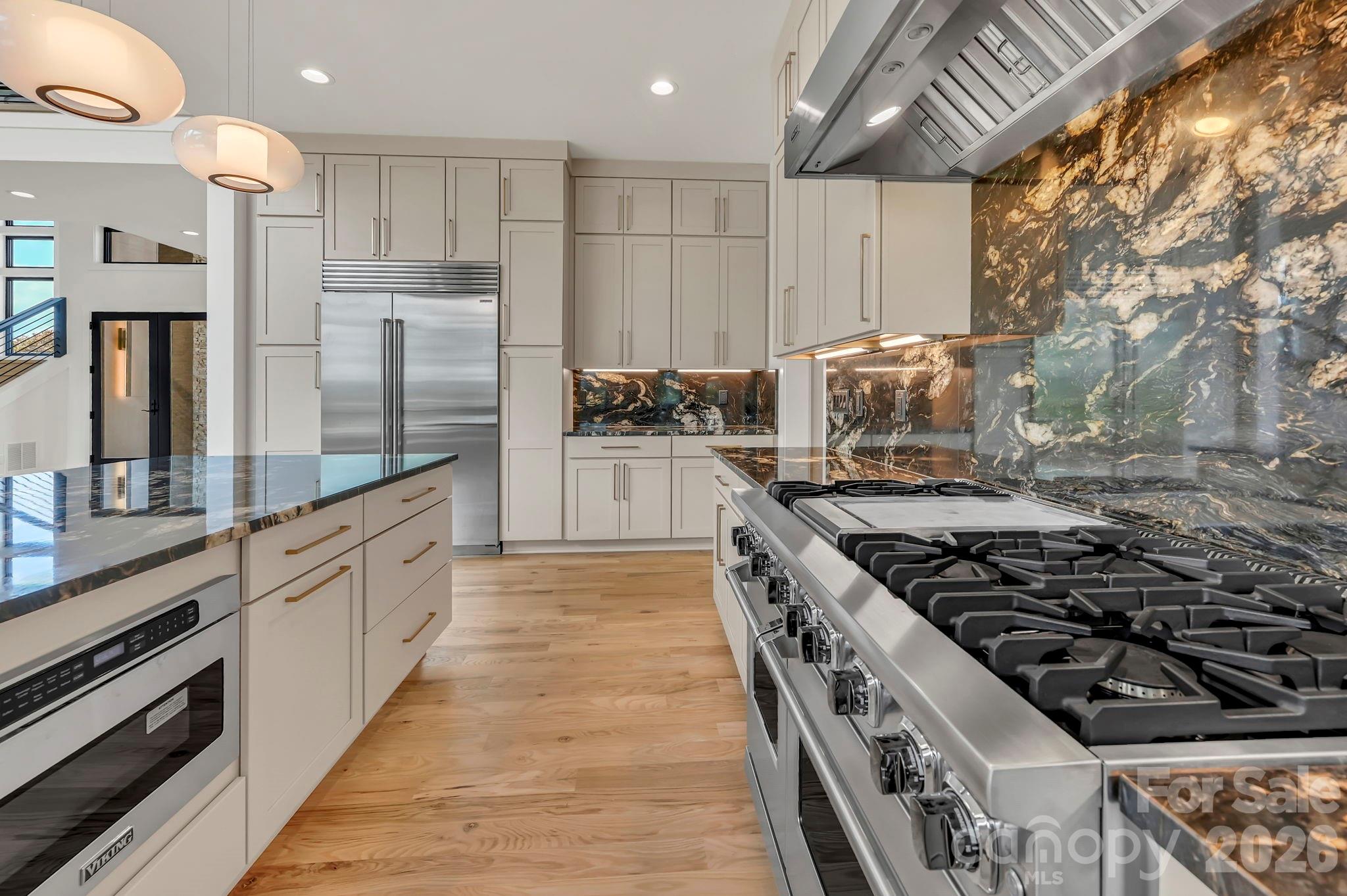 227 Pisgah Ridge Trail — Mills River