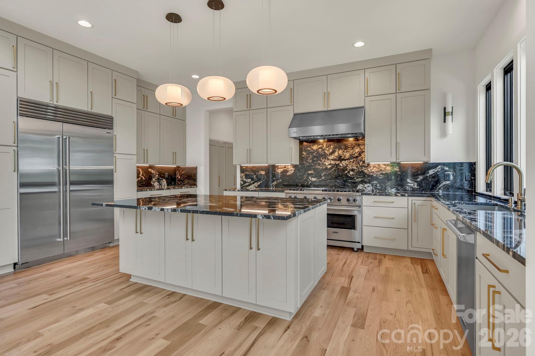227 Pisgah Ridge Trail — Mills River