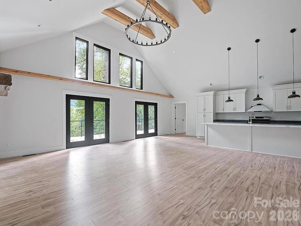 384 Cascada Vista Drive — Chimney Rock