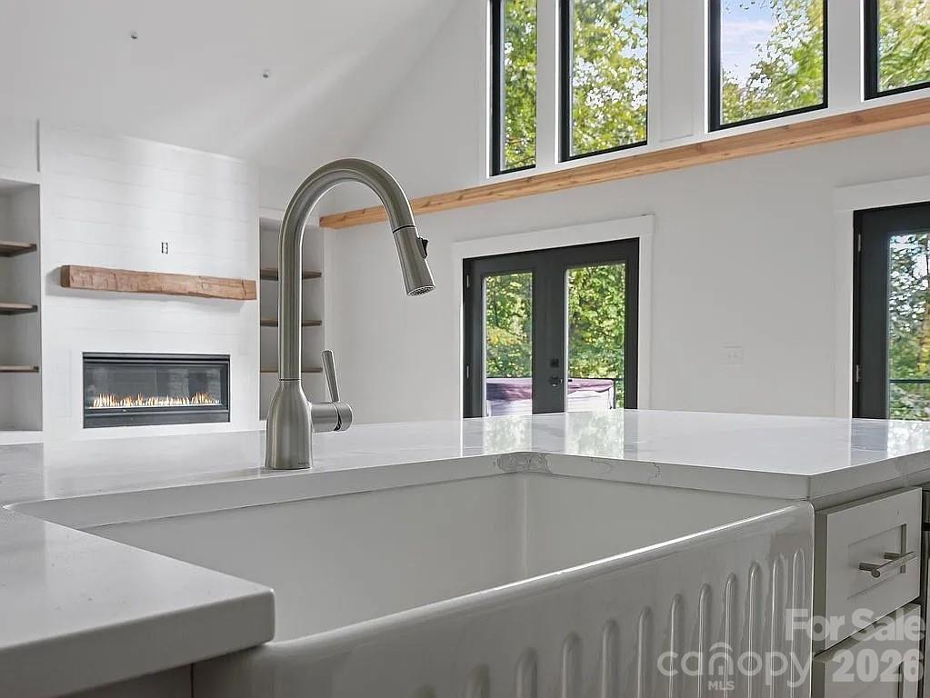 384 Cascada Vista Drive — Chimney Rock