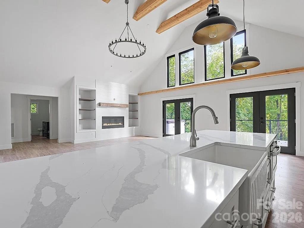 384 Cascada Vista Drive — Chimney Rock