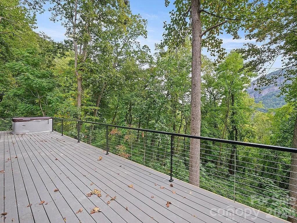 384 Cascada Vista Drive — Chimney Rock