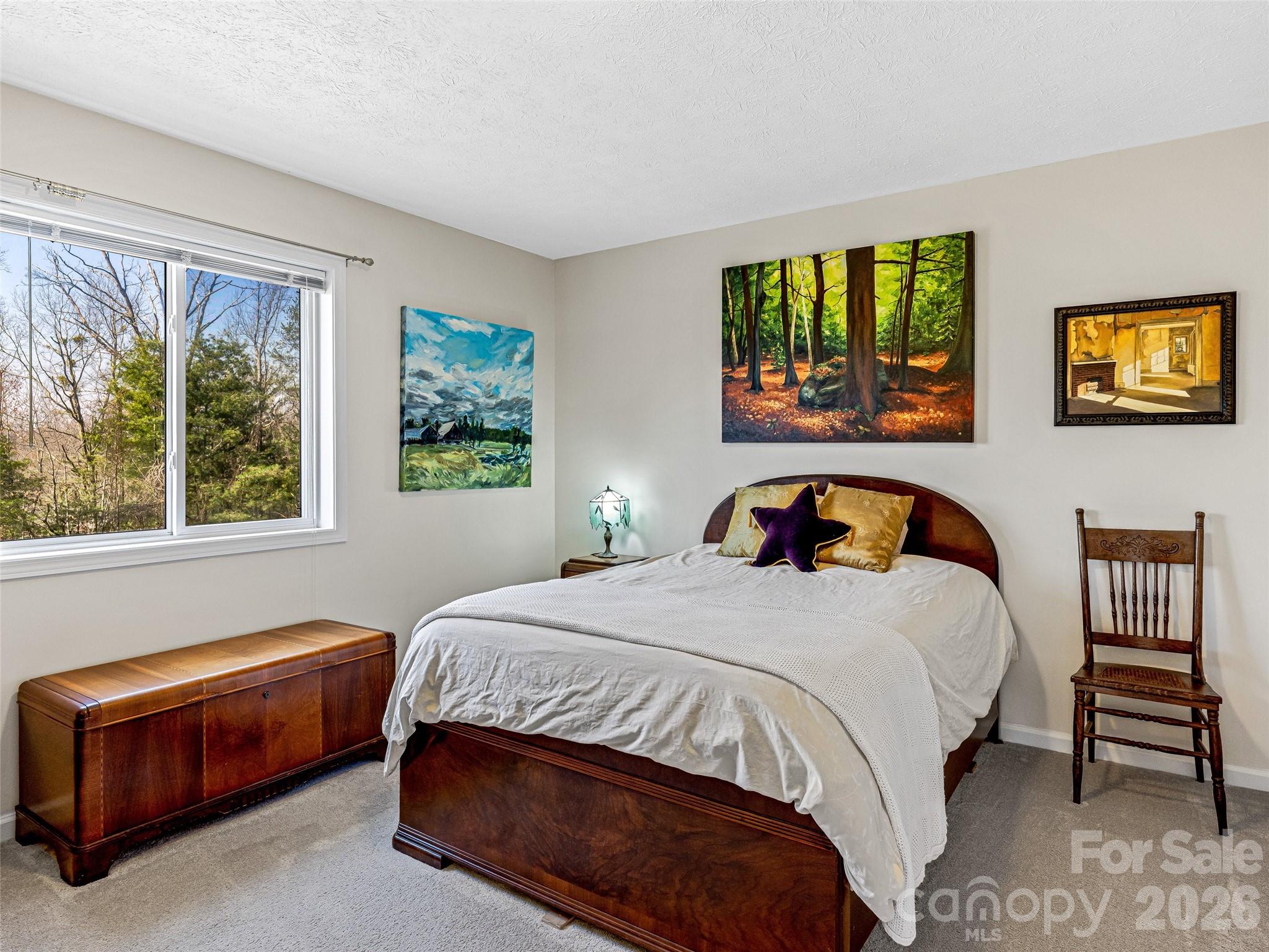 150 Hobby Horse Lane — Hendersonville