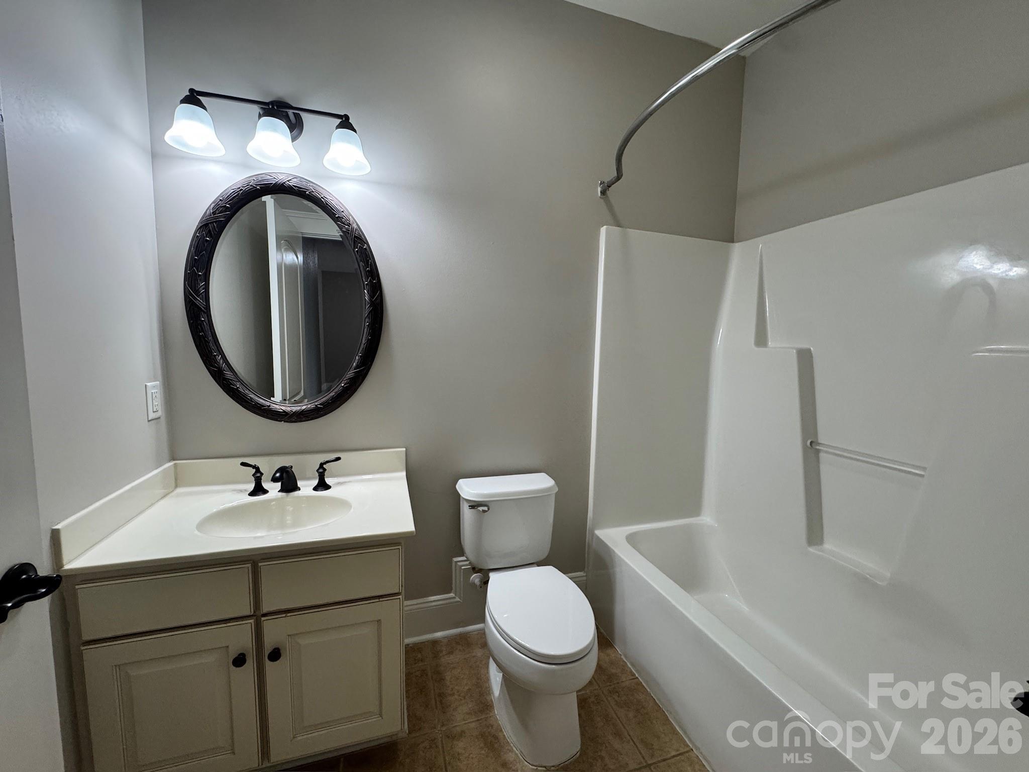 1005 Stuarts Landing Drive — Cramerton