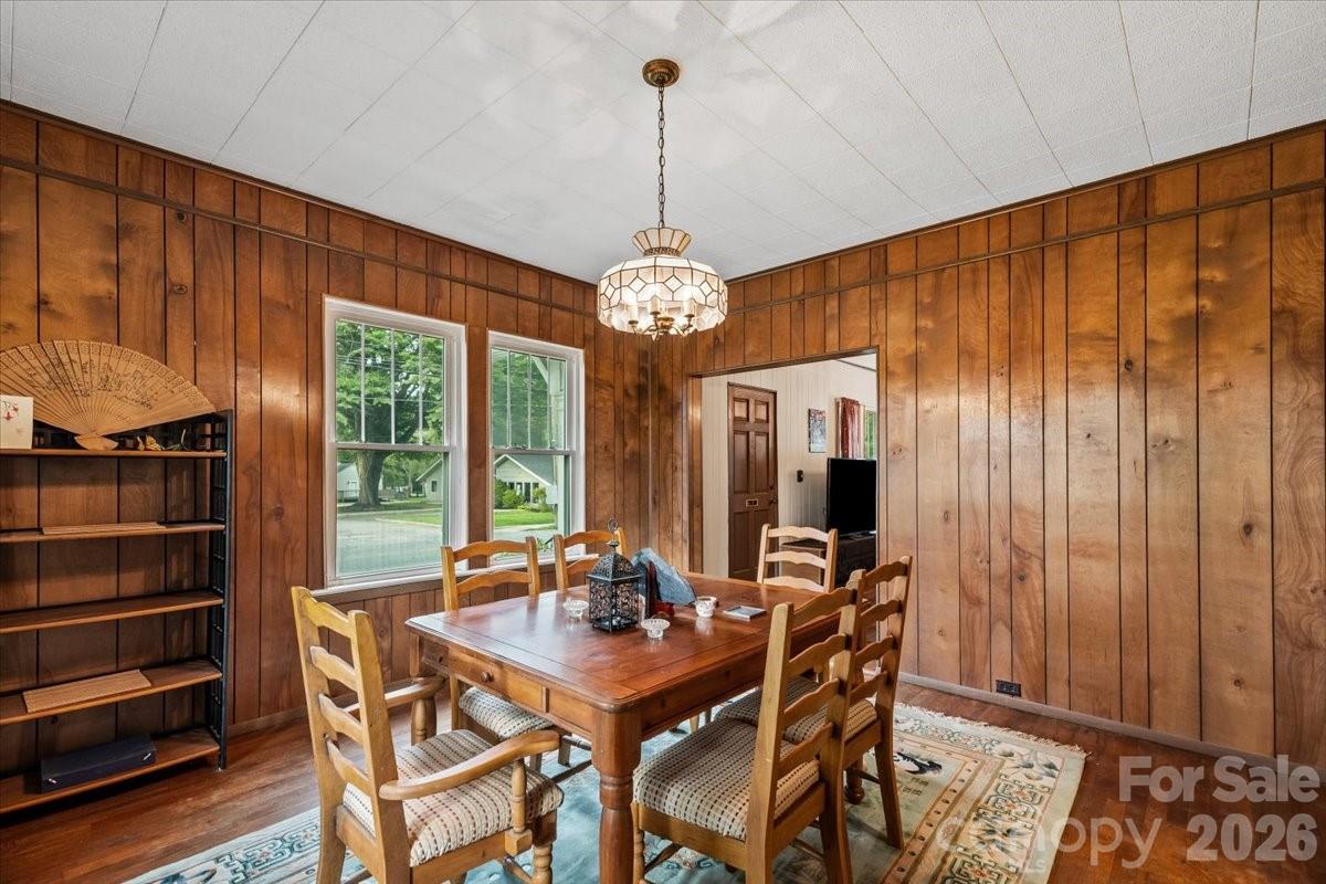 196 E French Broad Street — Brevard