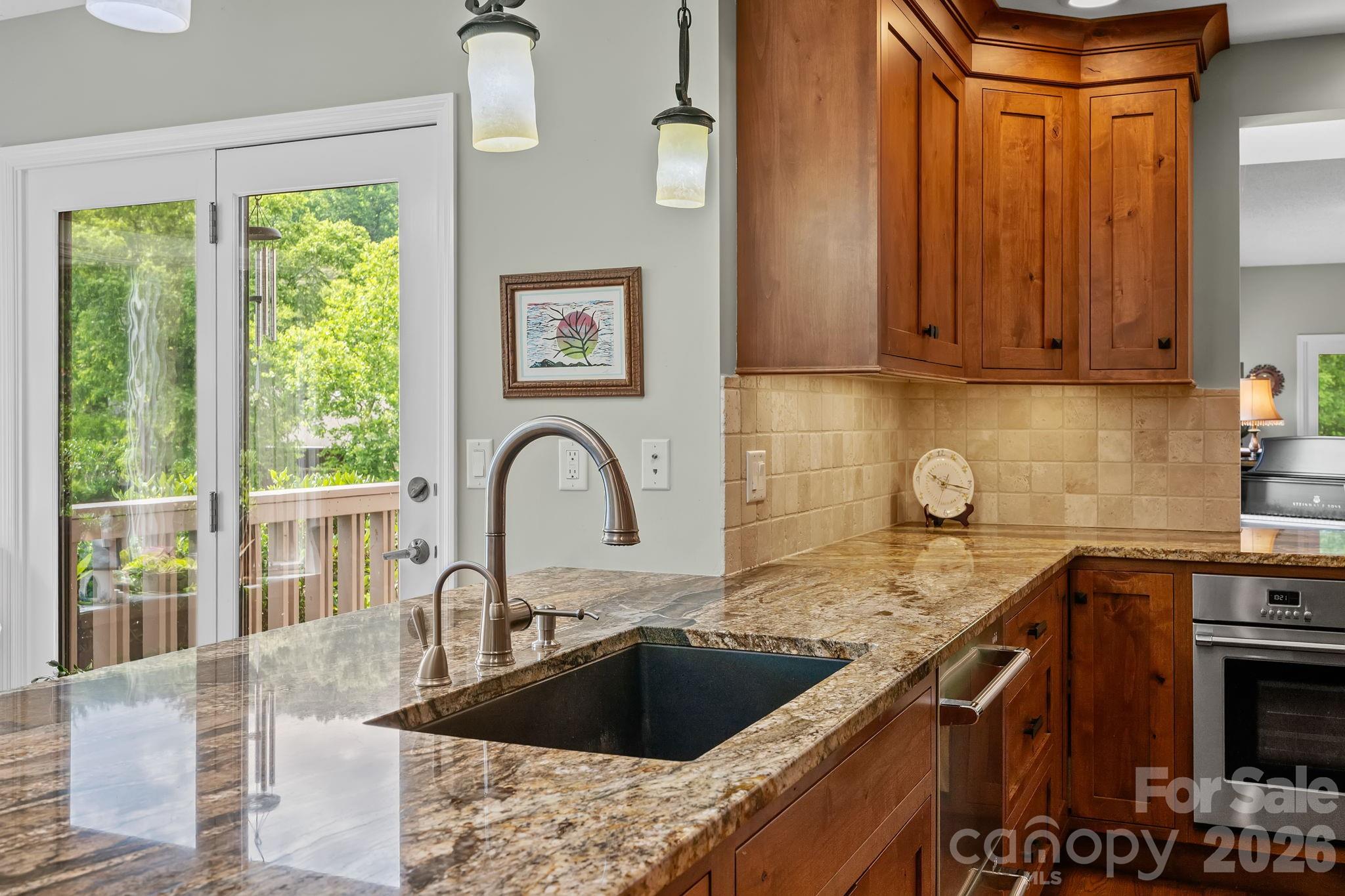 52 Clubside Drive — Asheville