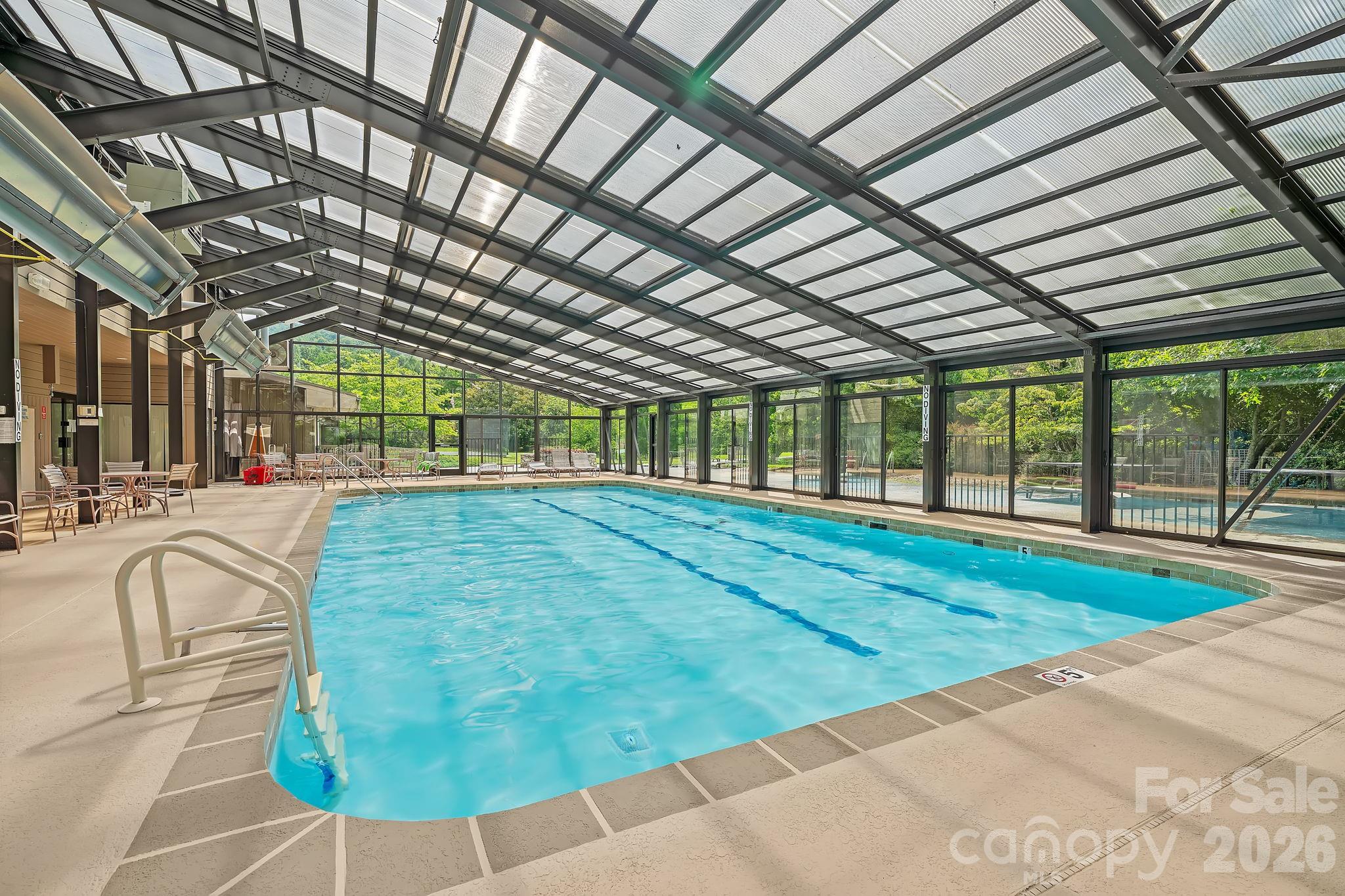 52 Clubside Drive — Asheville