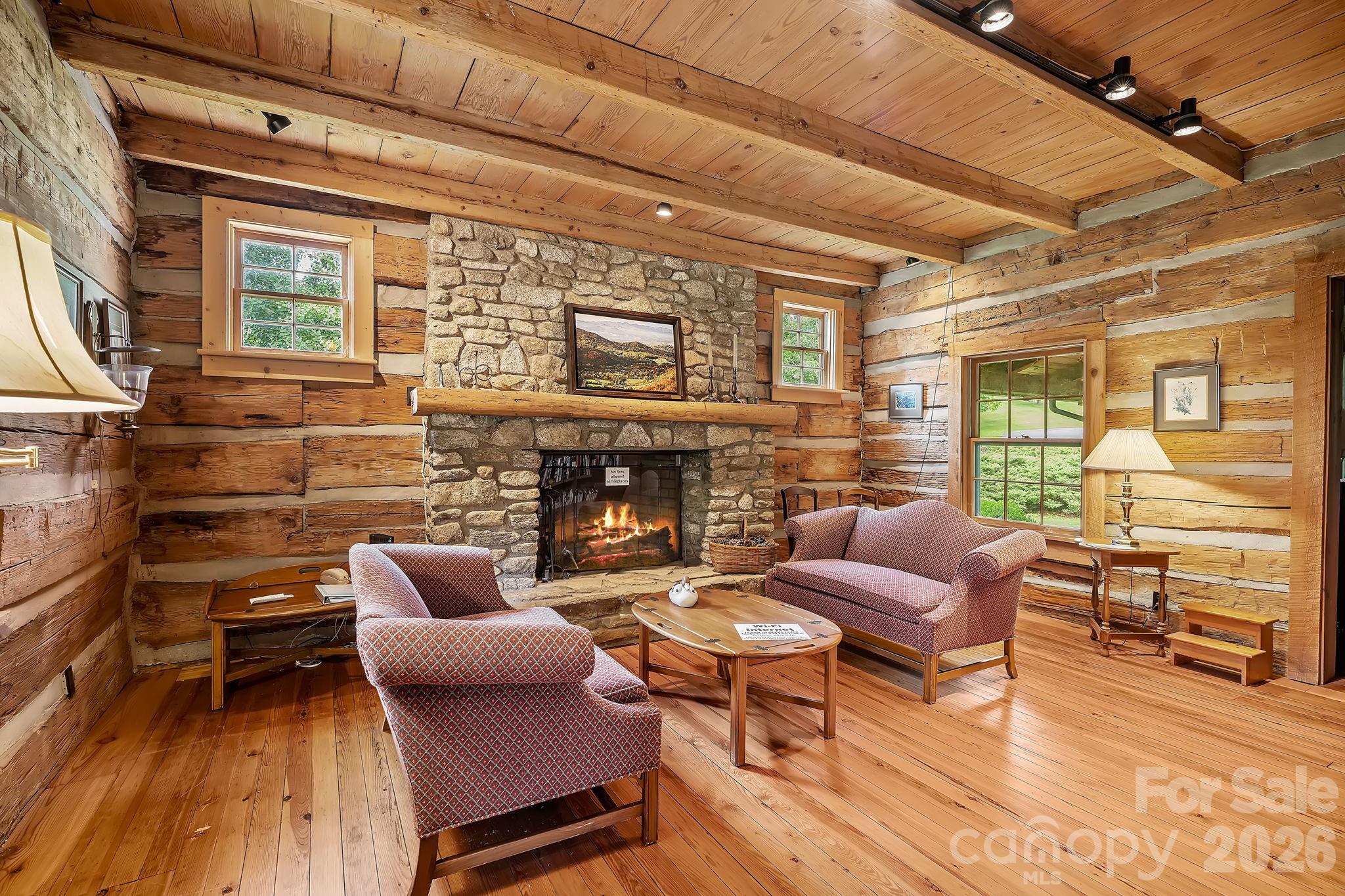 52 Clubside Drive — Asheville
