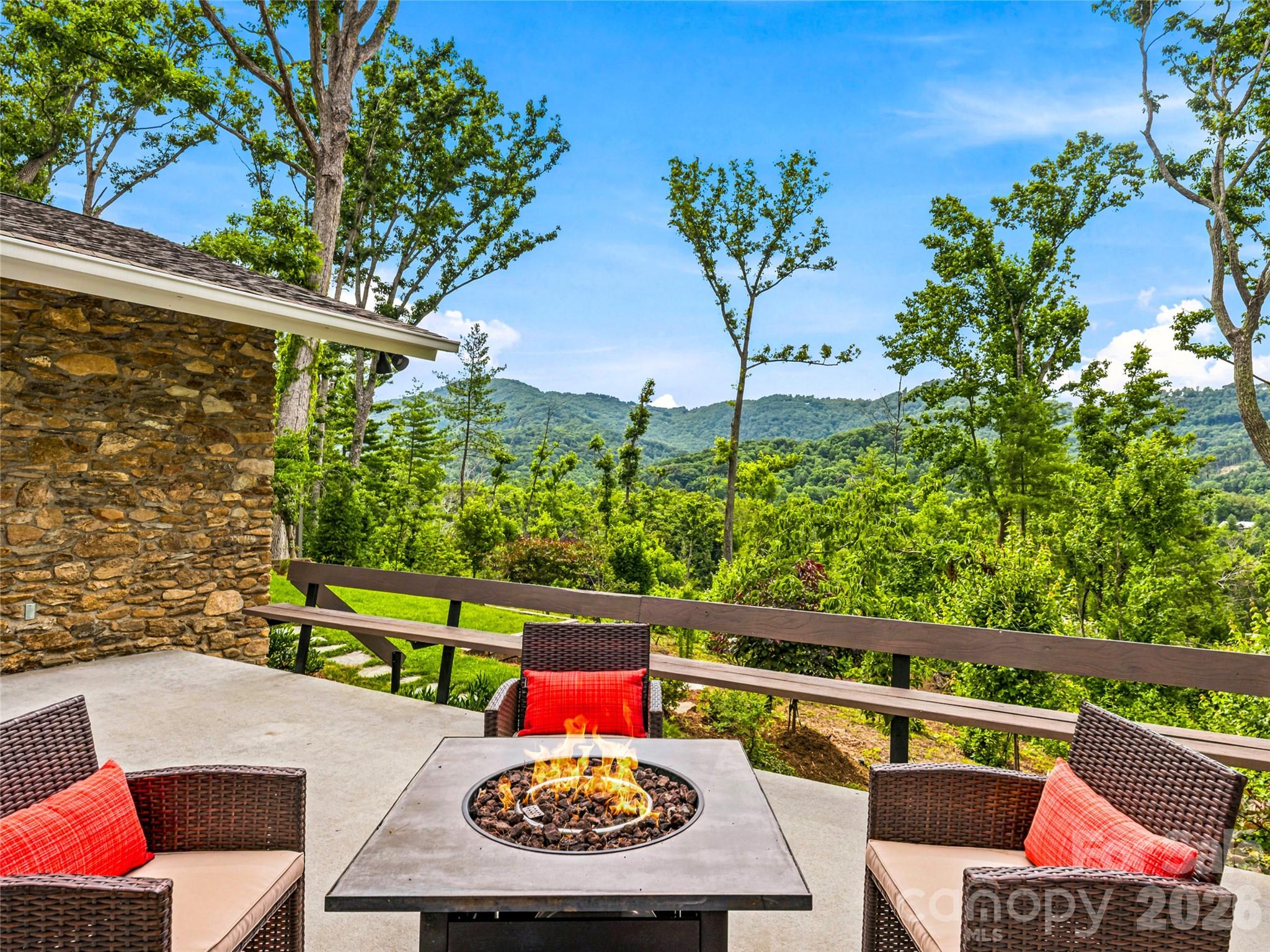 4 Kent Place — Asheville