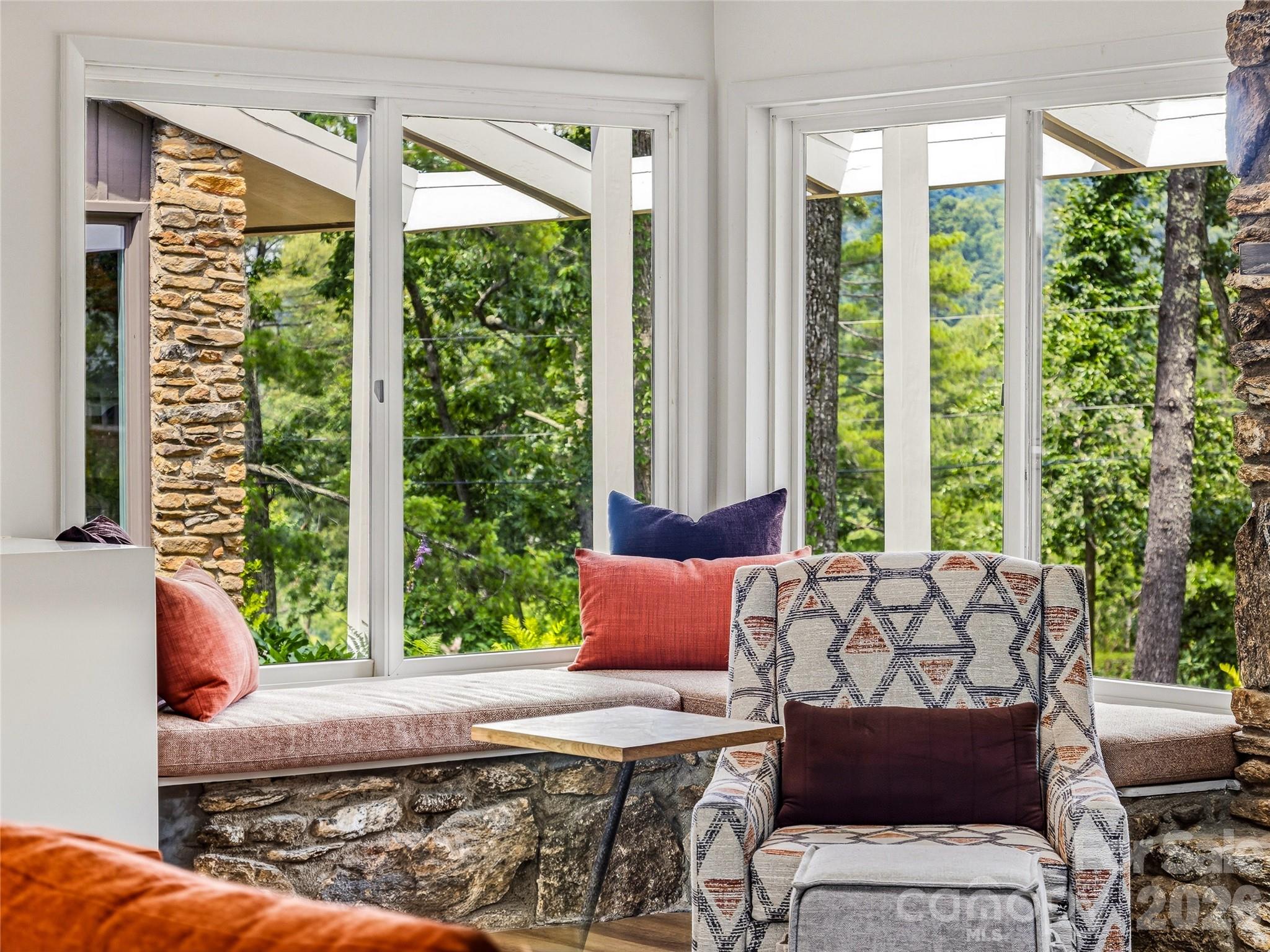 4 Kent Place — Asheville