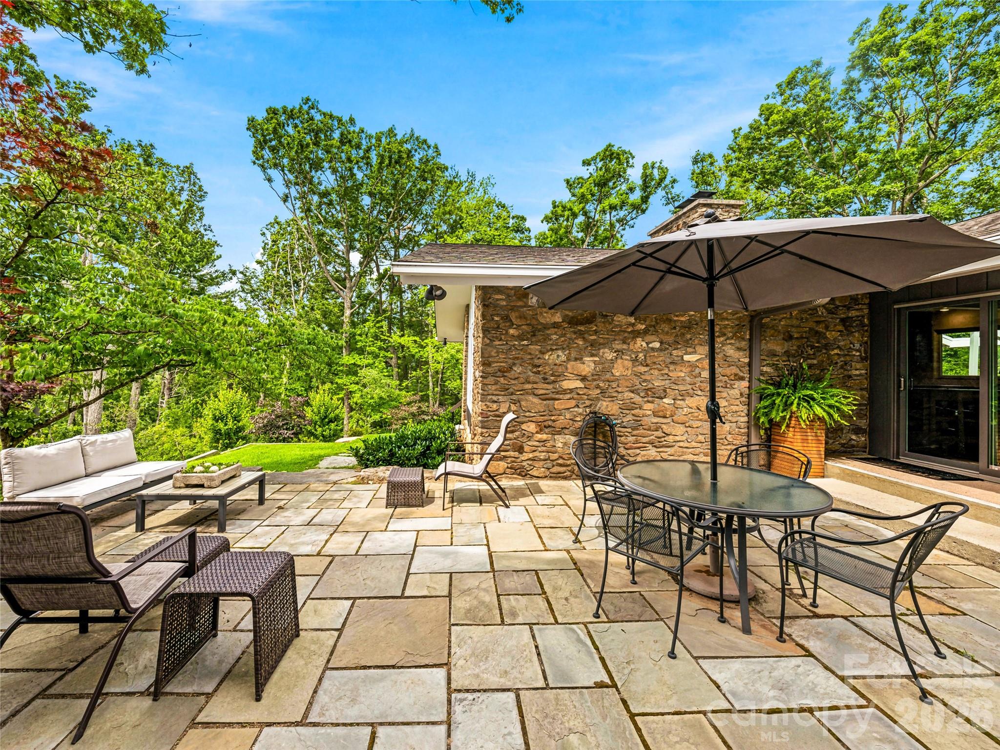 4 Kent Place — Asheville