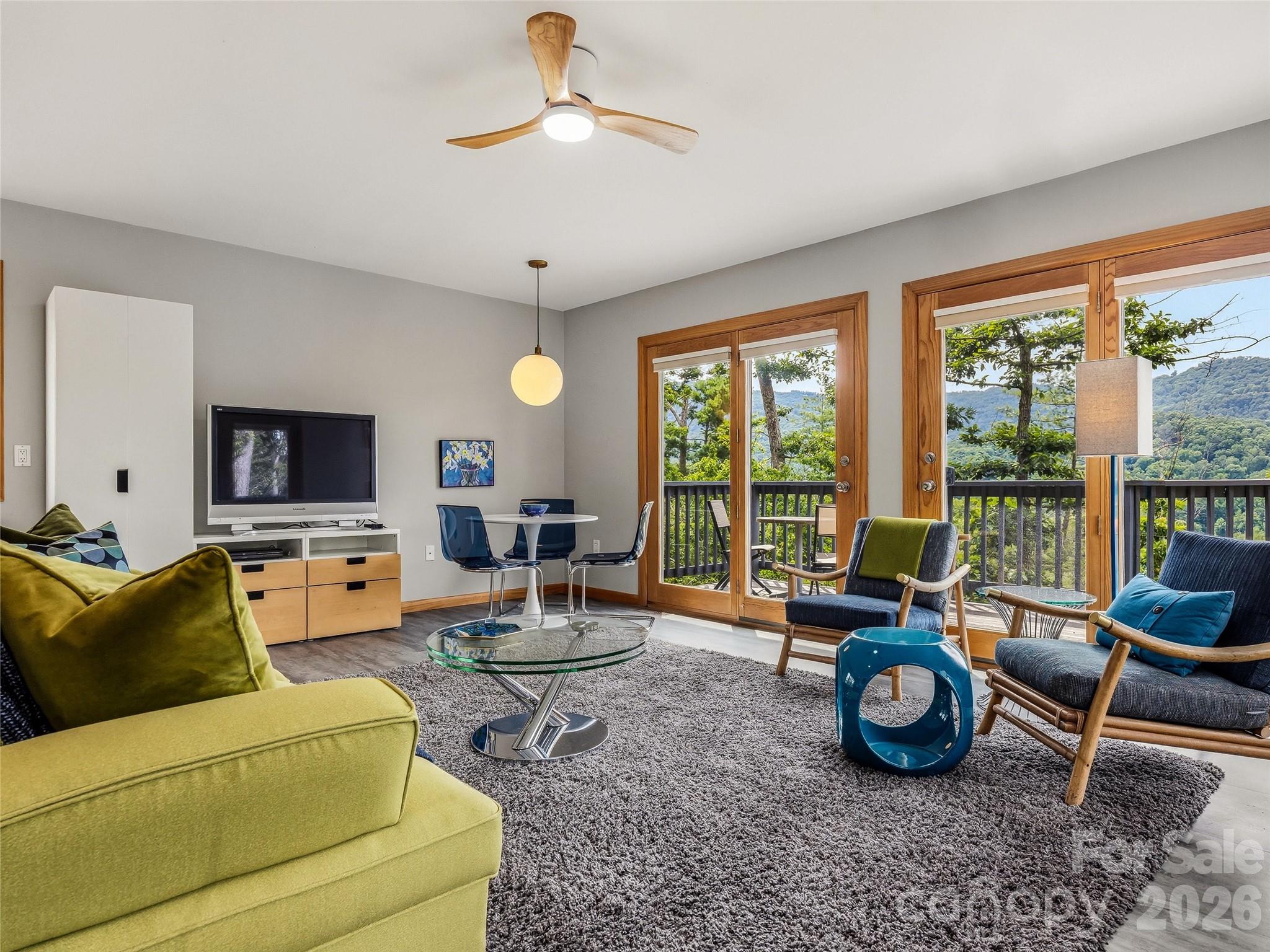 4 Kent Place — Asheville