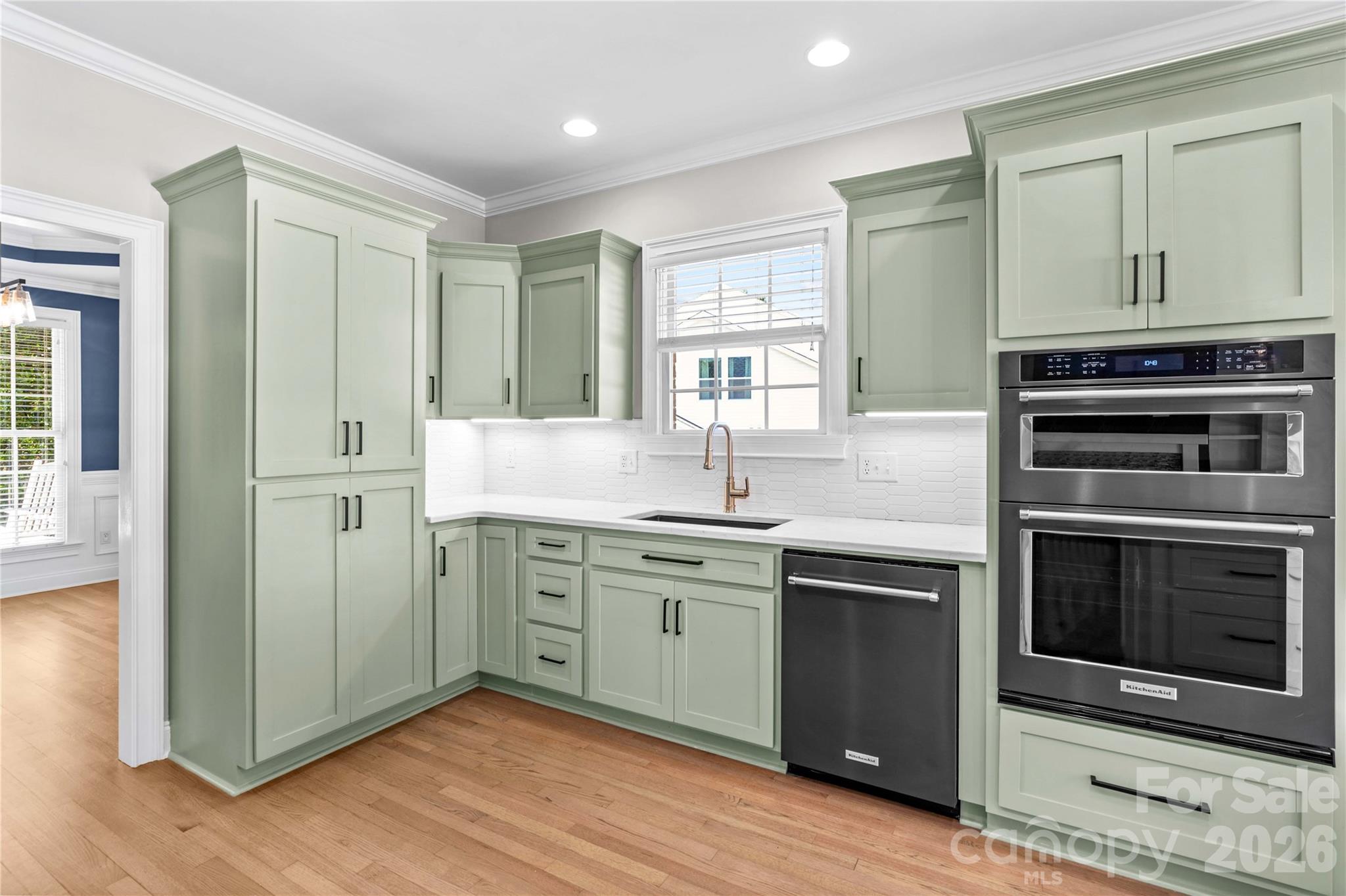 185 Upper Oak Drive — Statesville