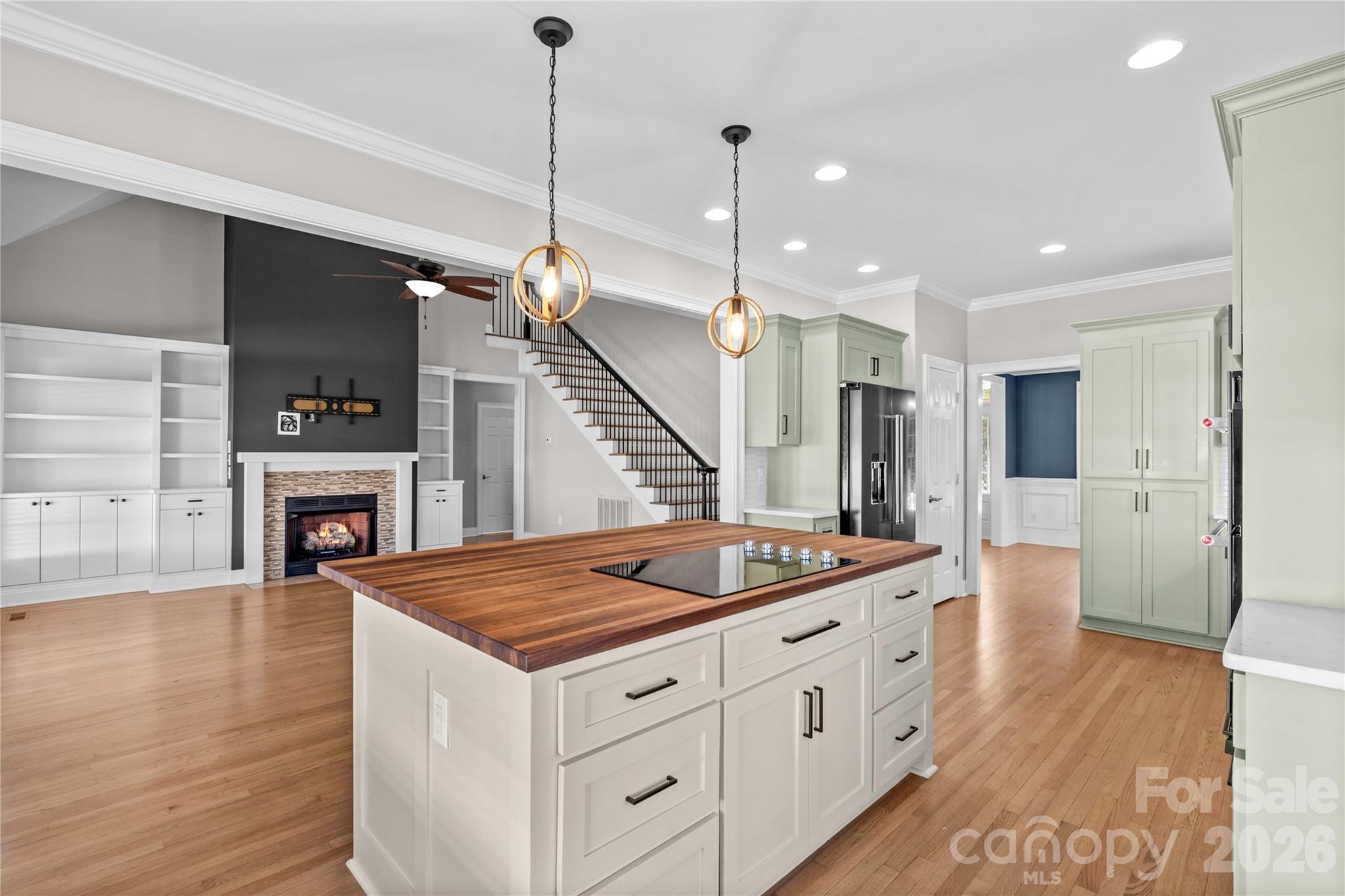 185 Upper Oak Drive — Statesville
