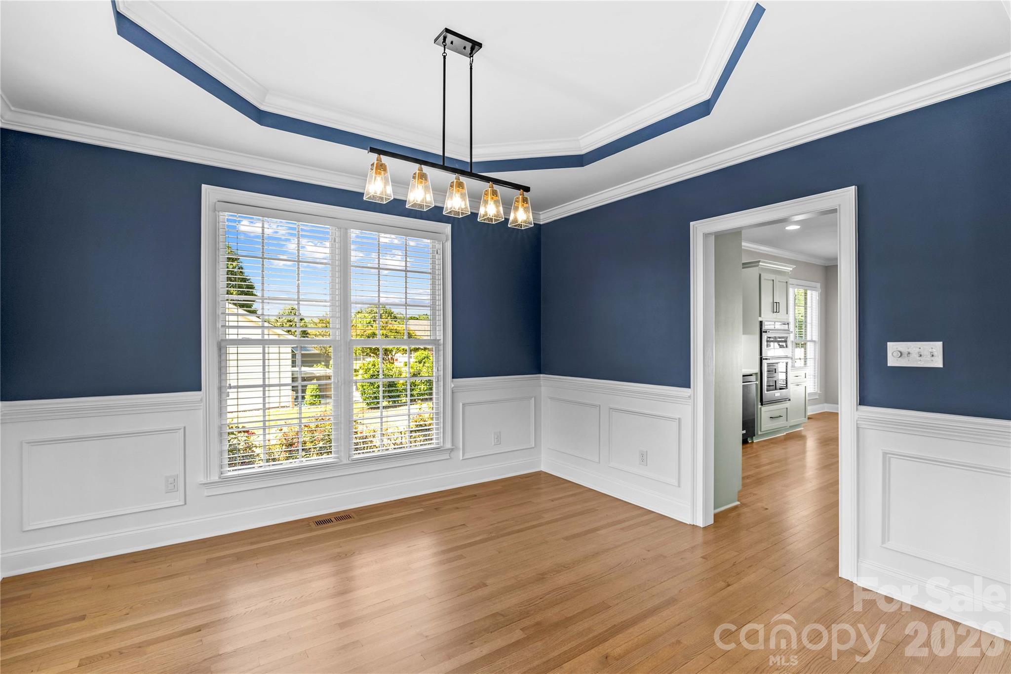 185 Upper Oak Drive — Statesville