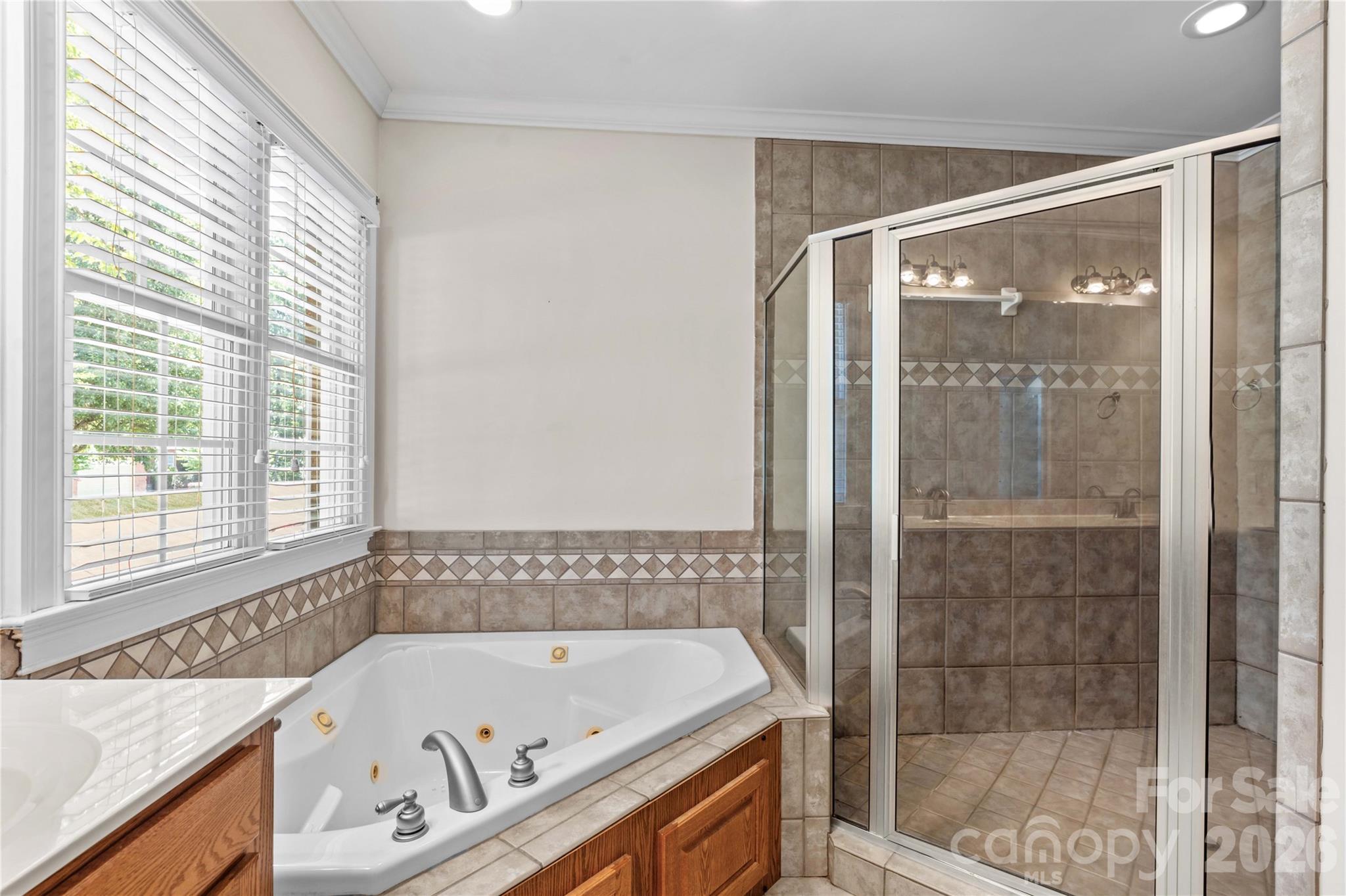 185 Upper Oak Drive — Statesville