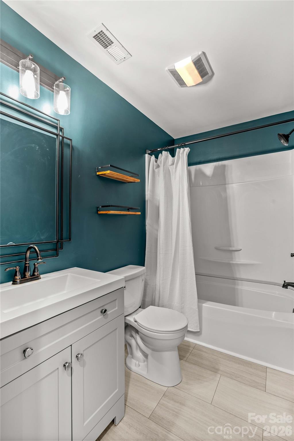 185 Upper Oak Drive — Statesville