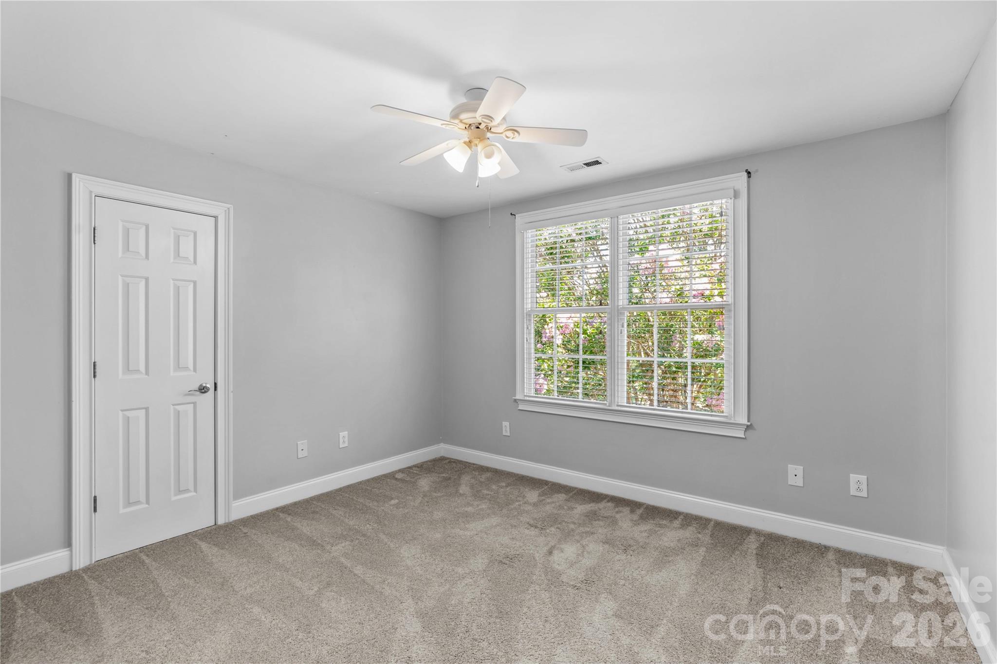 185 Upper Oak Drive — Statesville