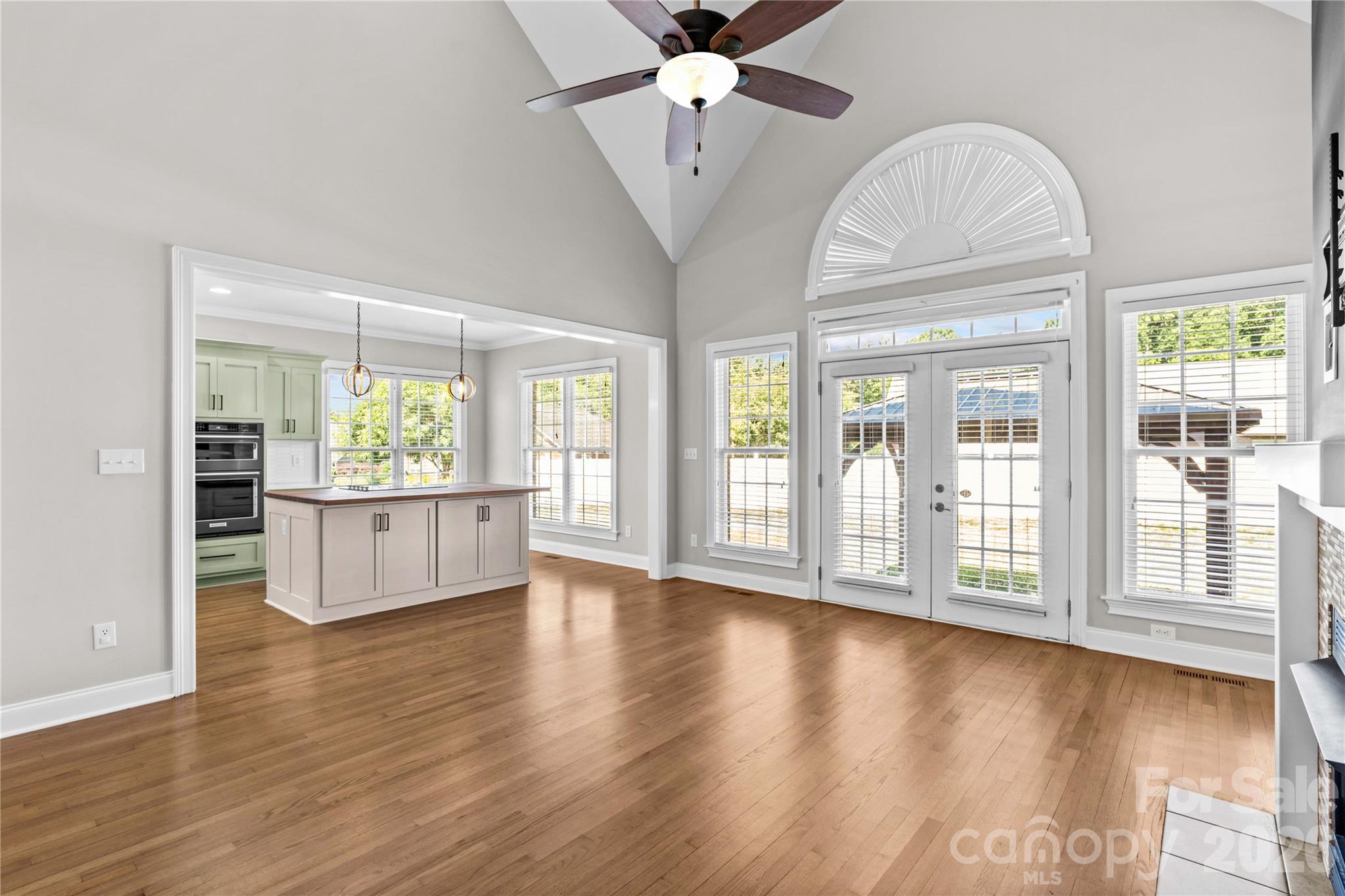 185 Upper Oak Drive — Statesville