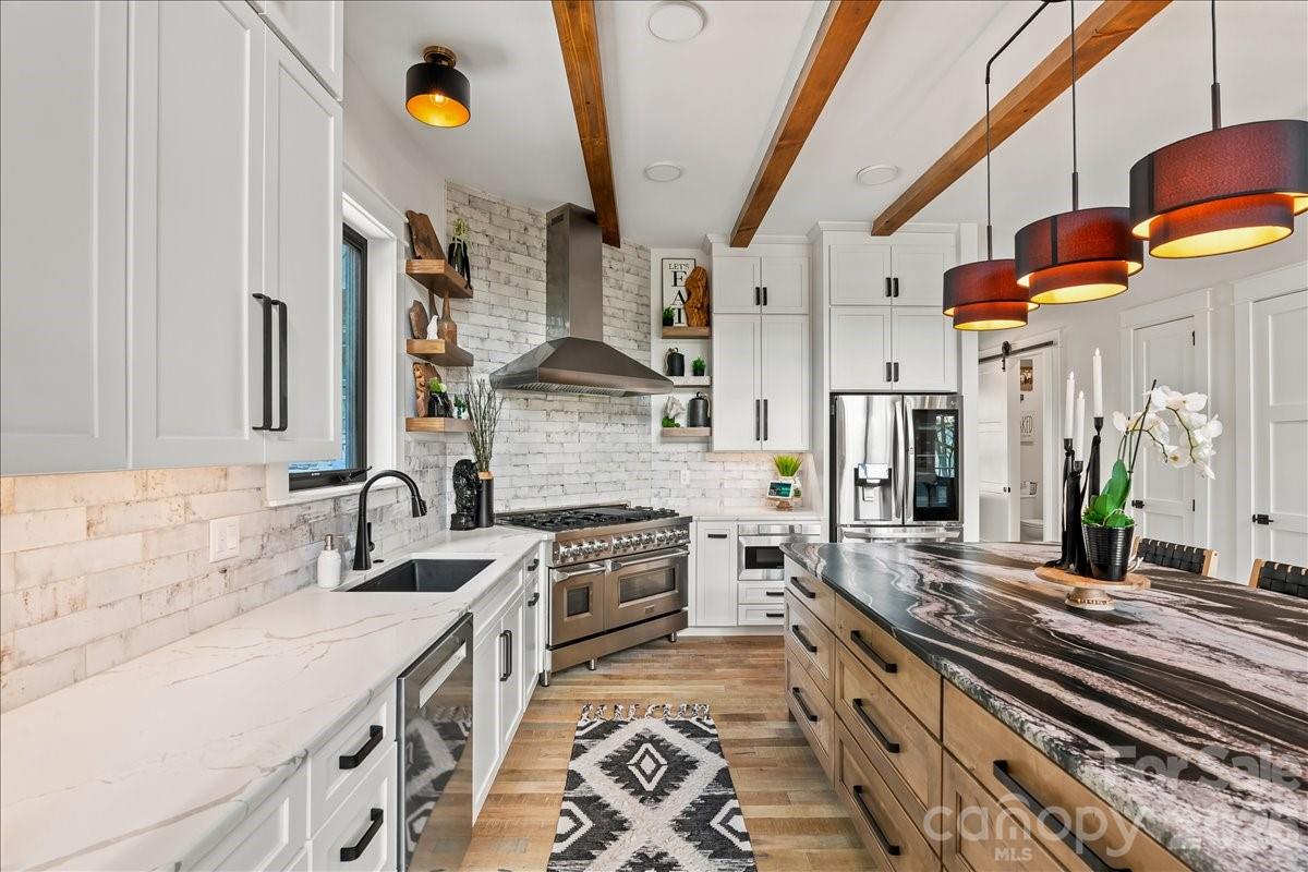 241 Ataya Trail — Maggie Valley
