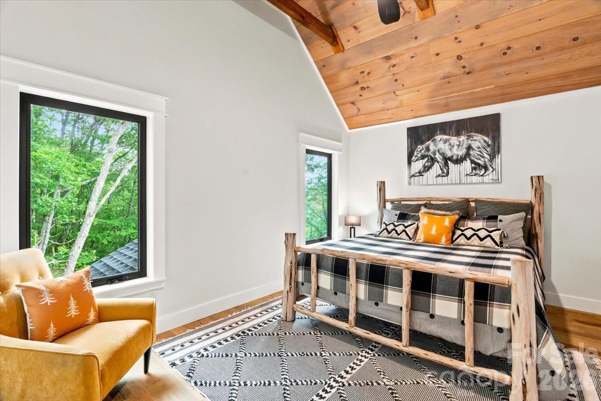 241 Ataya Trail — Maggie Valley