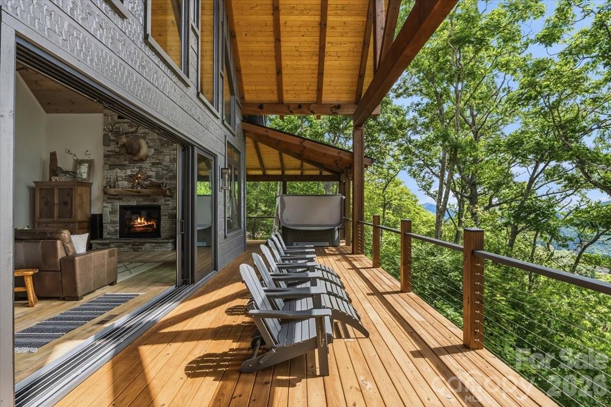 241 Ataya Trail — Maggie Valley