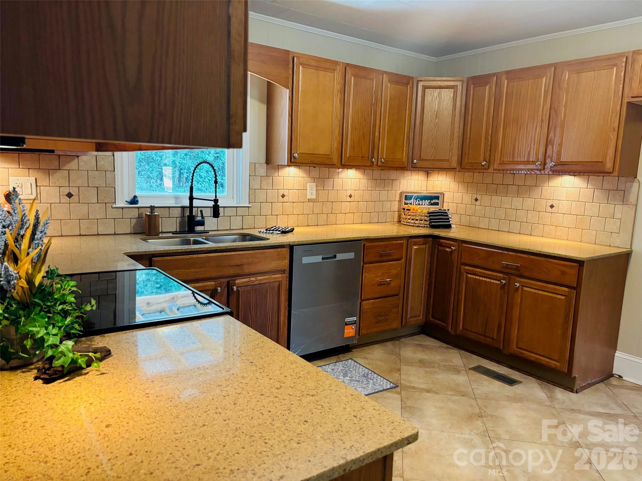 168 Collins Avenue — Forest City