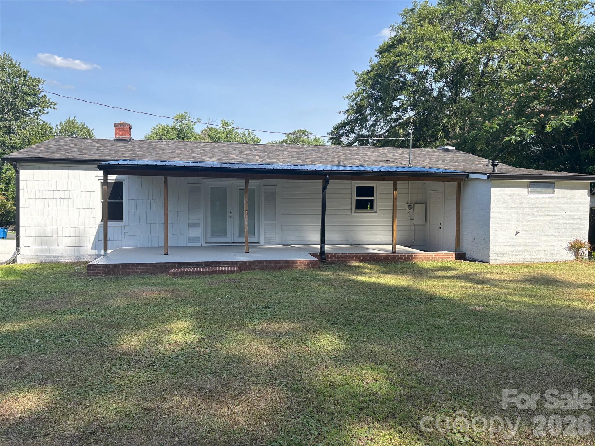 168 Collins Avenue — Forest City