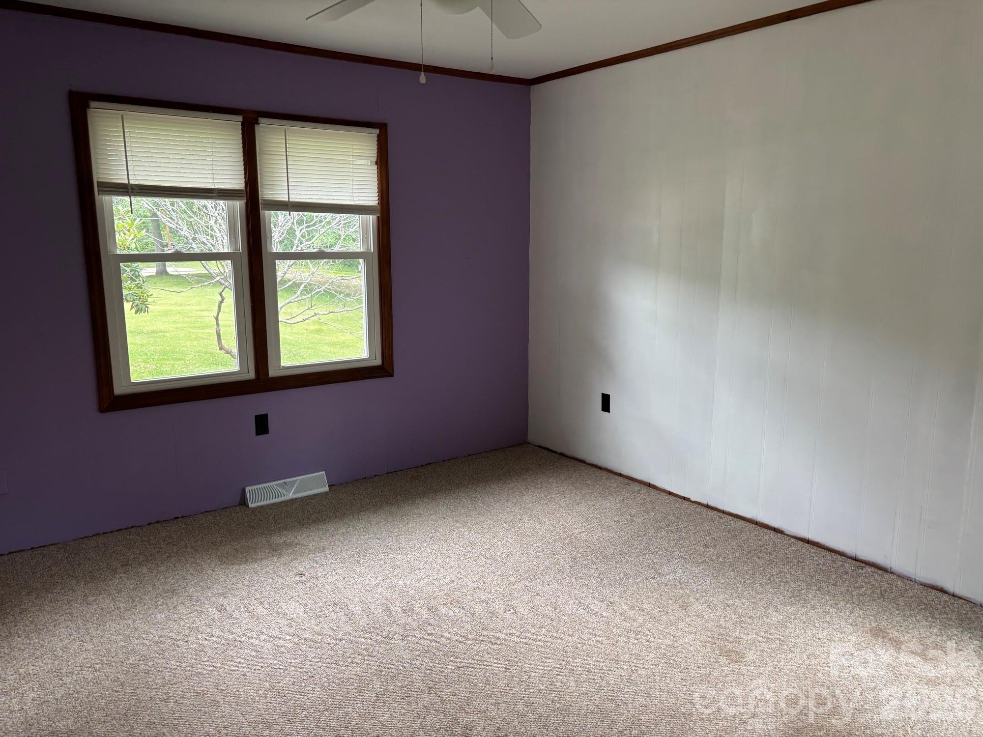 86 Jack Sullins Road — Spruce Pine