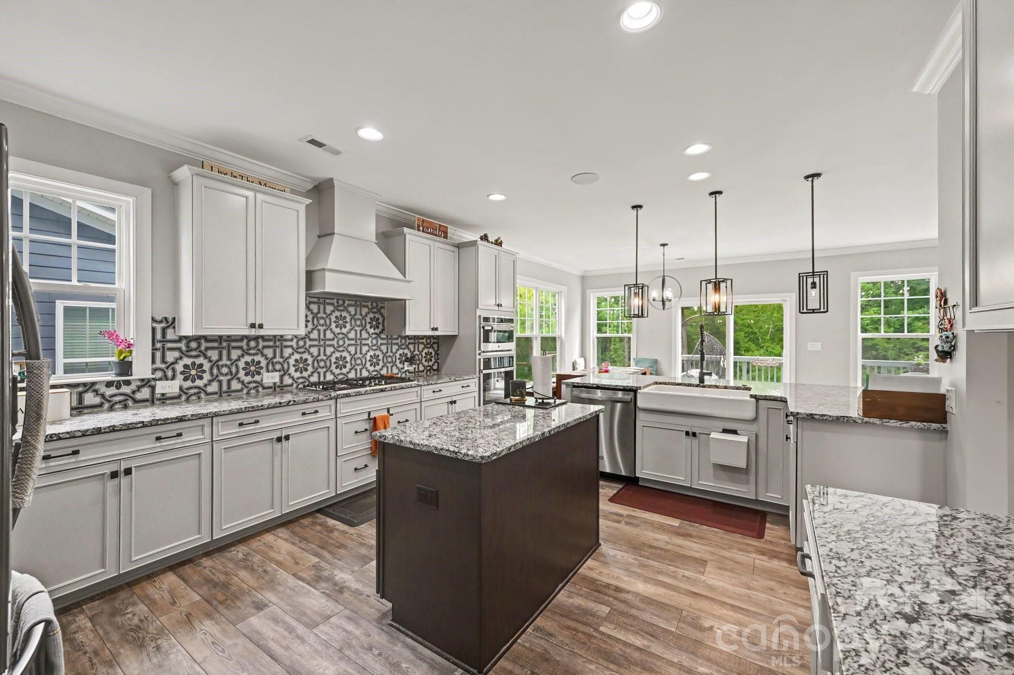 3025 Haley Circle — Davidson
