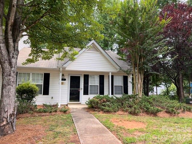 5121 Magnolia Tree Lane — Charlotte