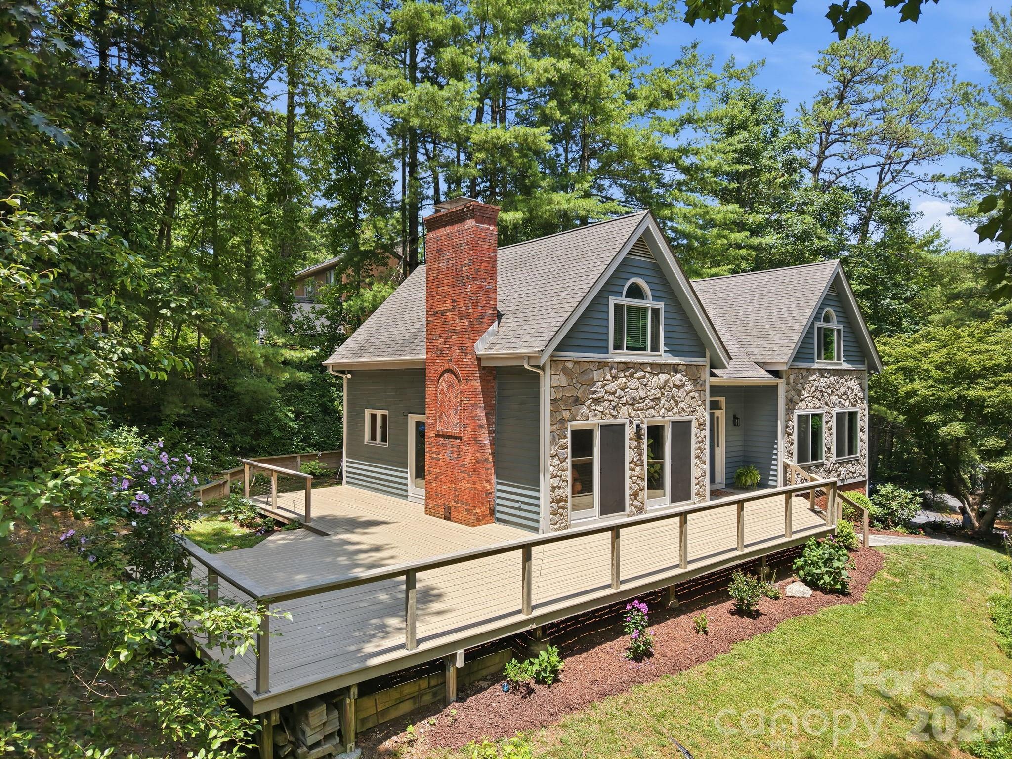 202 Riva Ridge Drive — Fairview