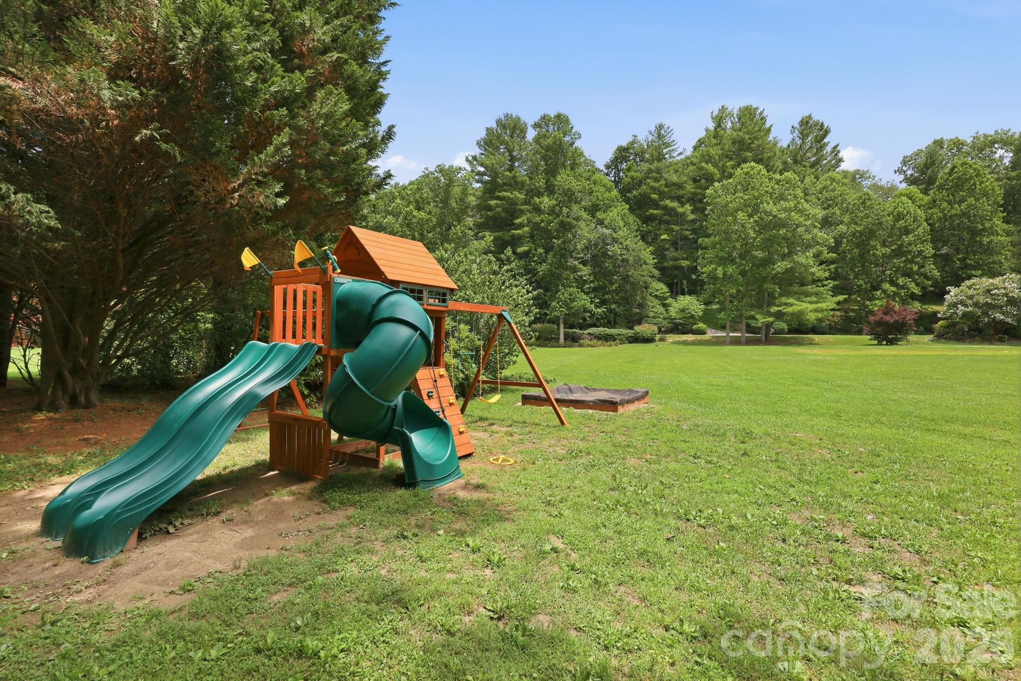 202 Riva Ridge Drive — Fairview