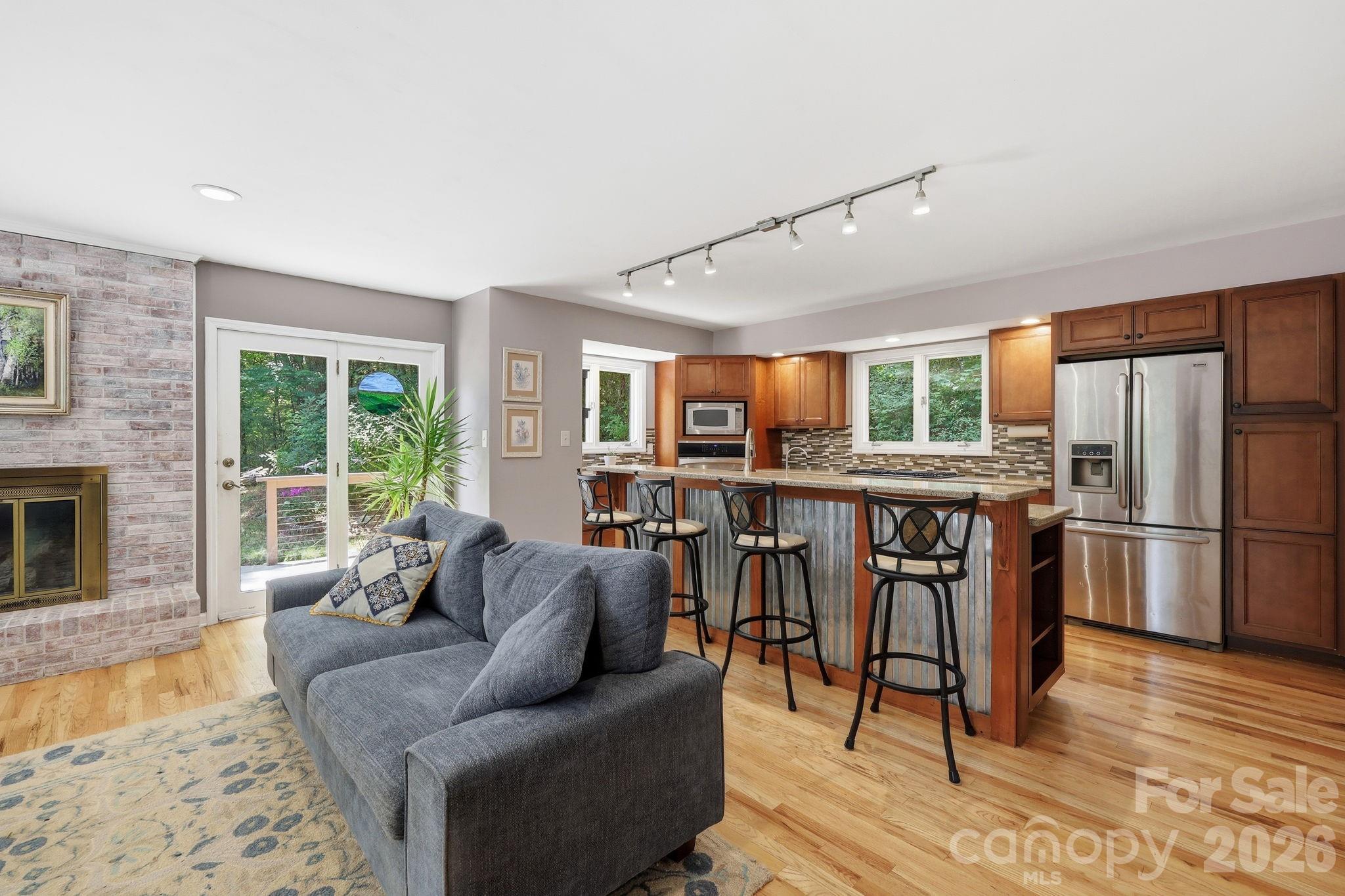 202 Riva Ridge Drive — Fairview