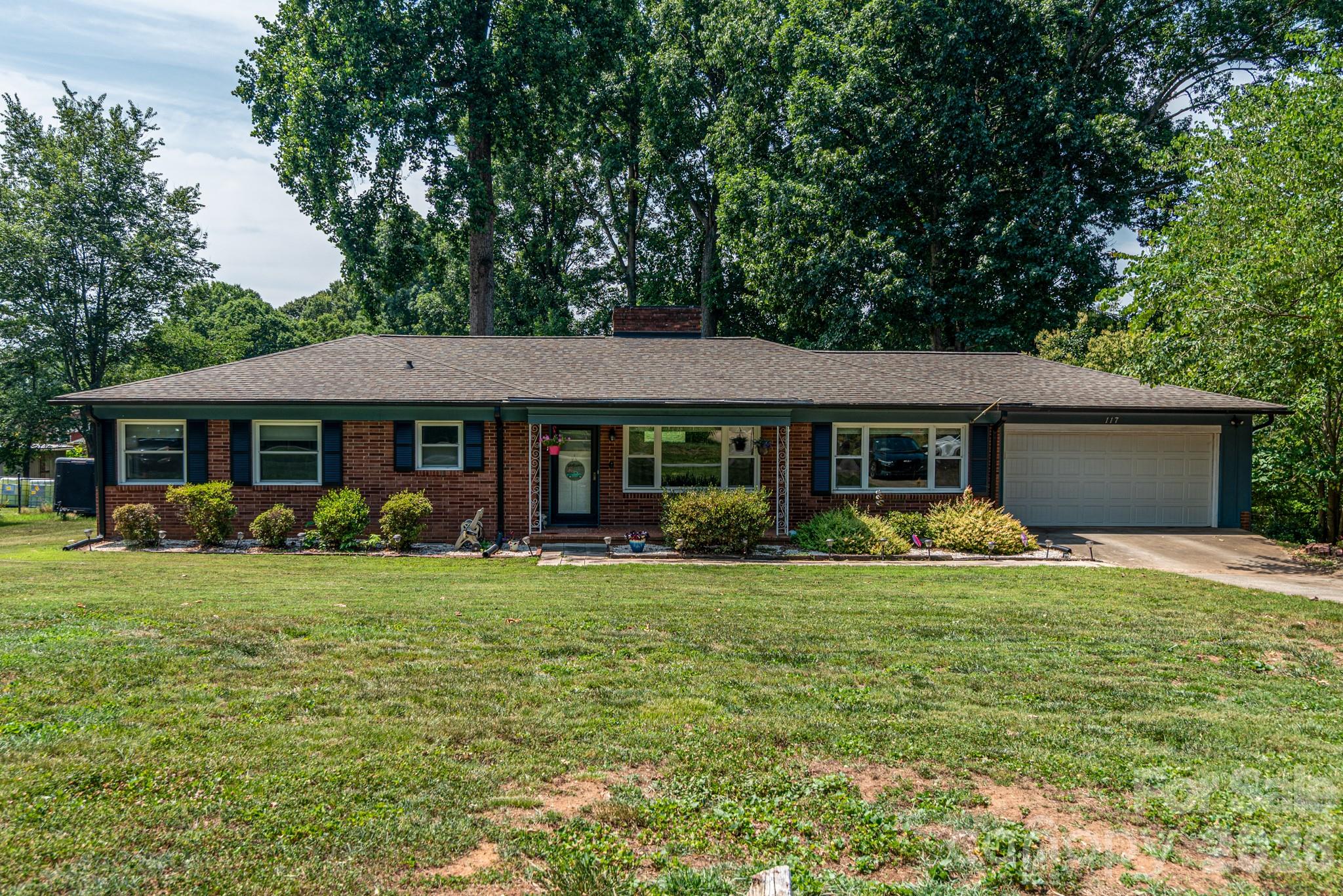 117 Rockwood Lane — Statesville