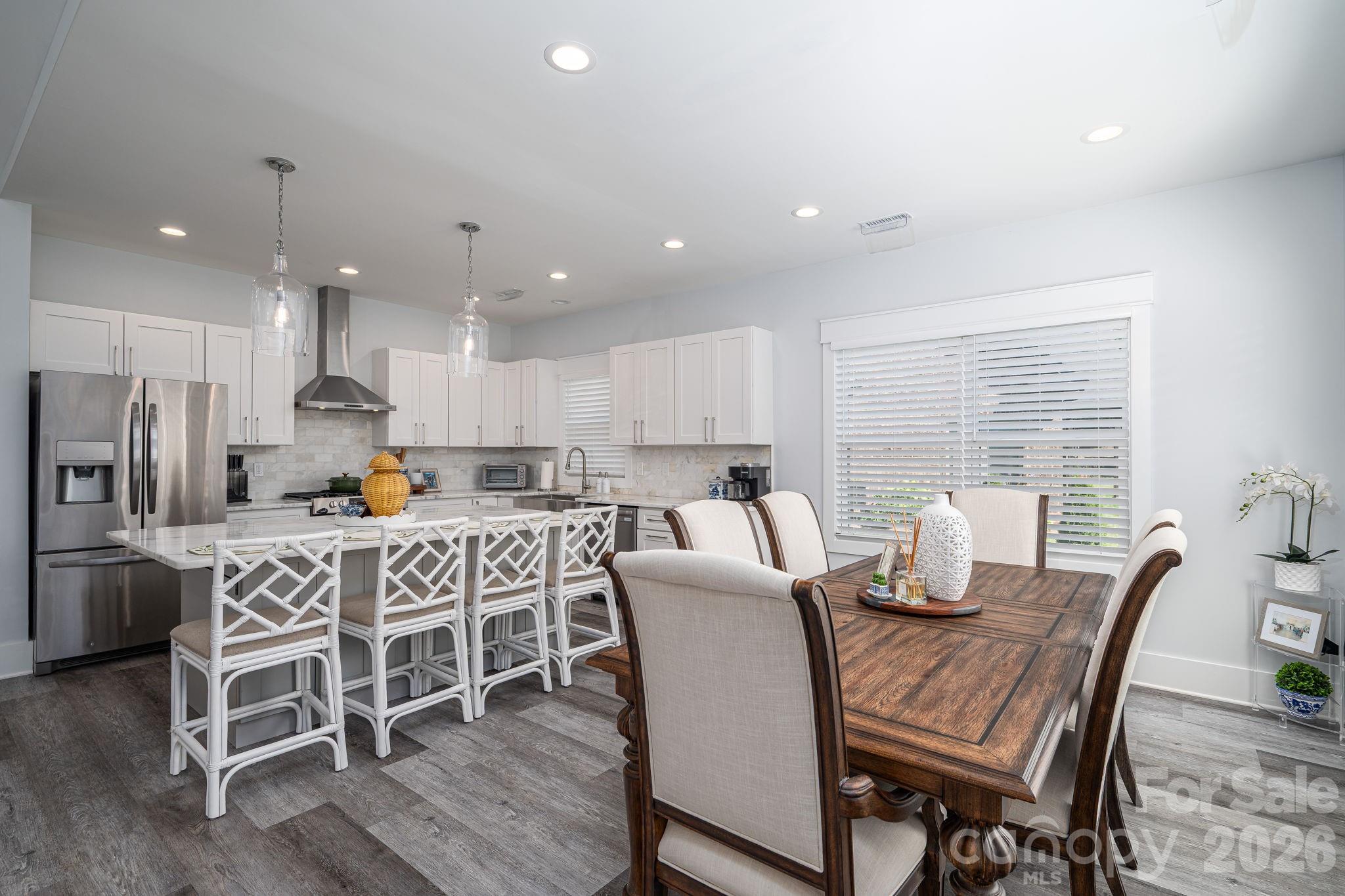4282 Holly Circle NE — Conover