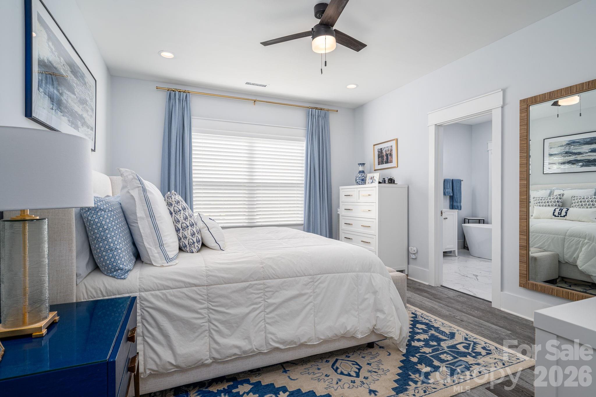 4282 Holly Circle NE — Conover