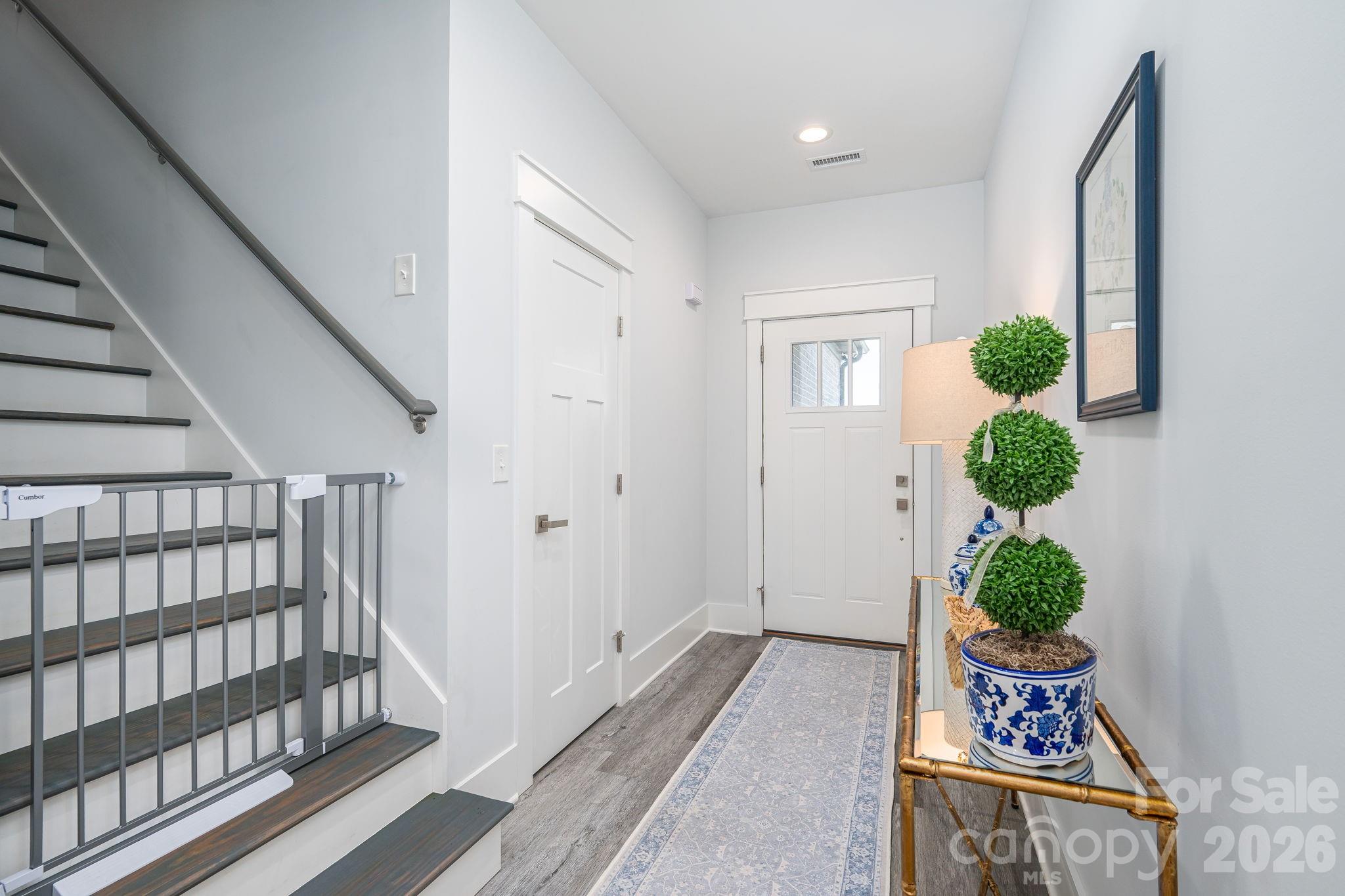 4282 Holly Circle NE — Conover