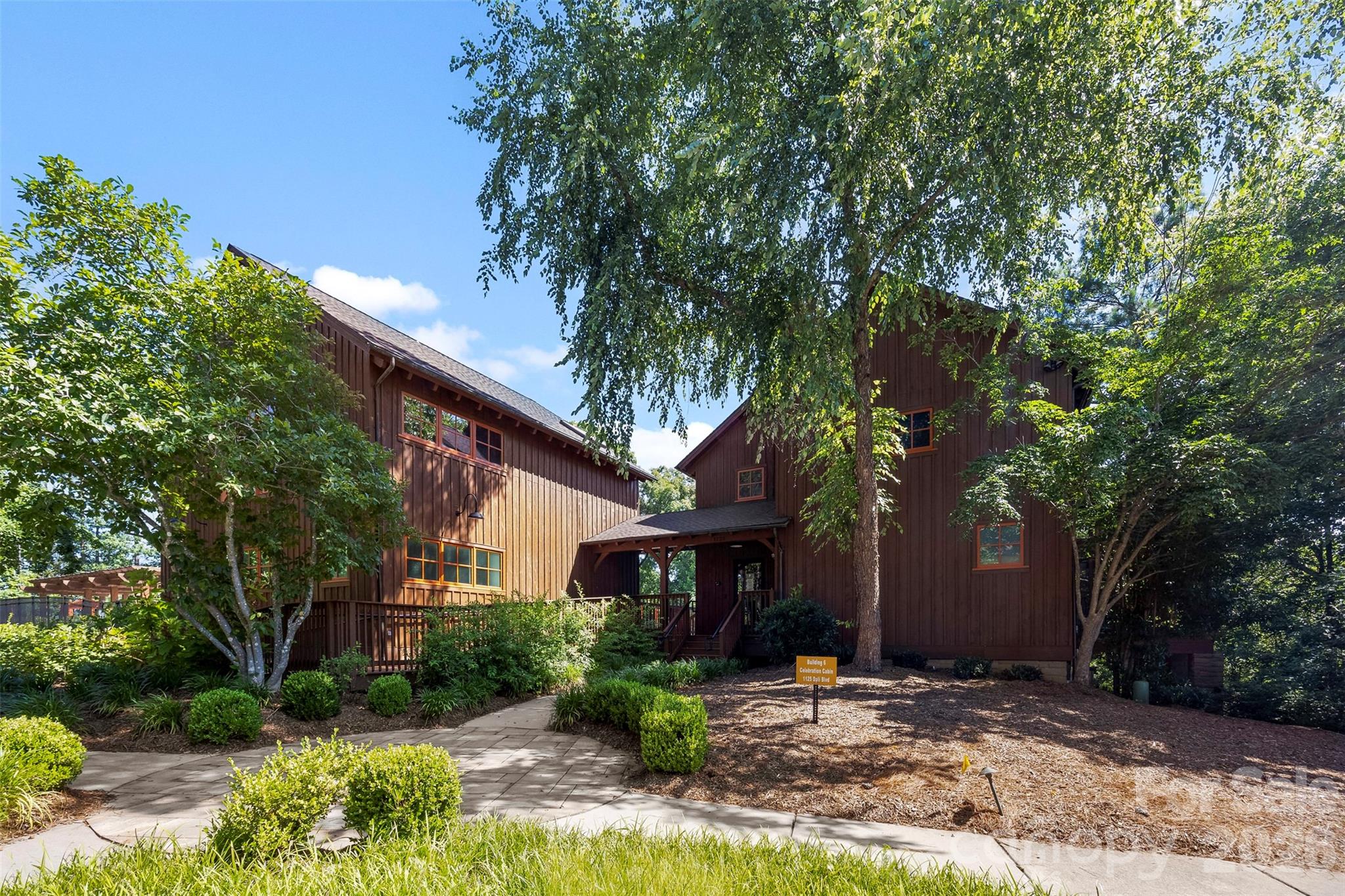 136 Picasso Trail — Mount Holly