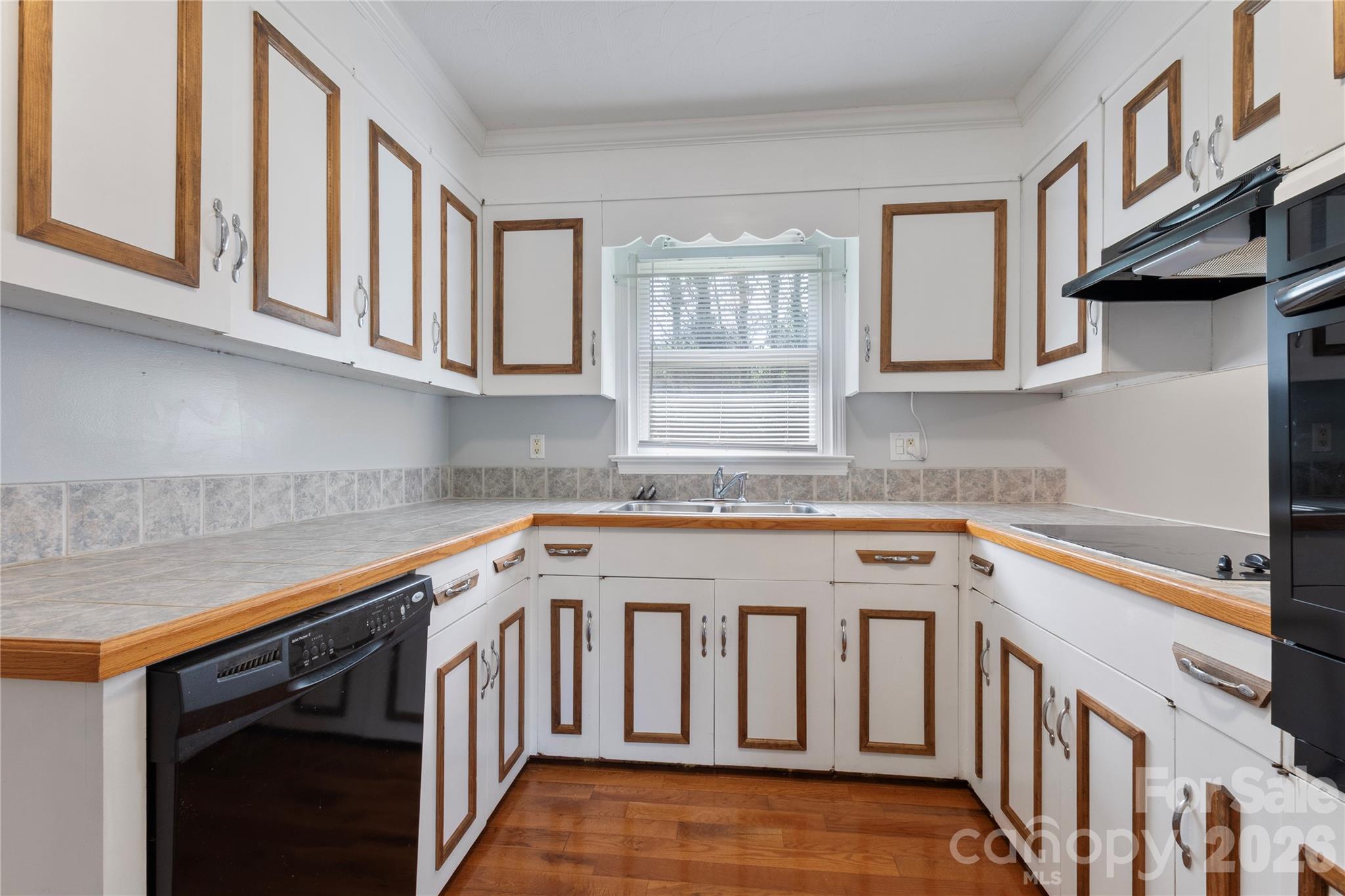 425 Bost Road — Morganton