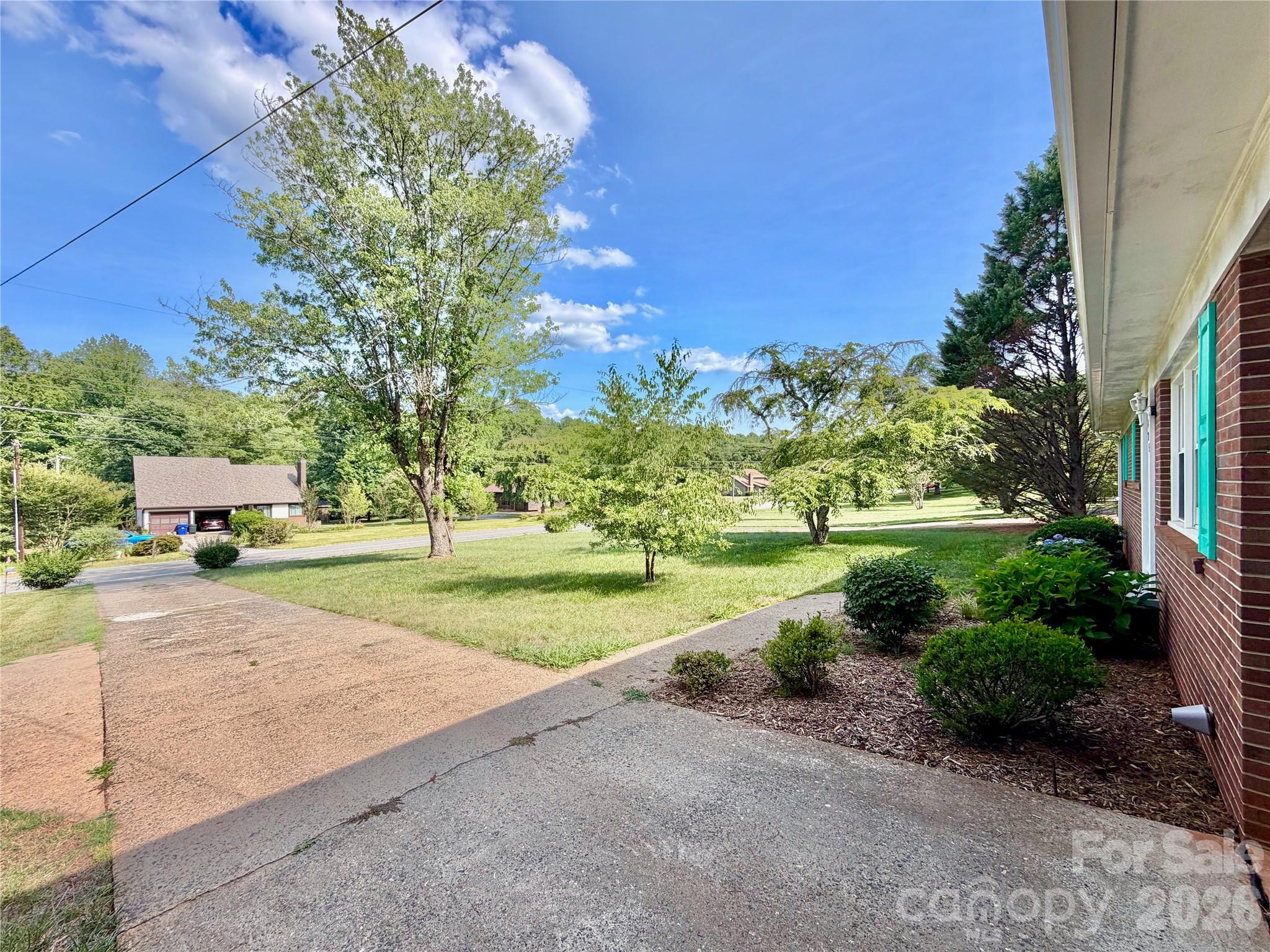425 Bost Road — Morganton