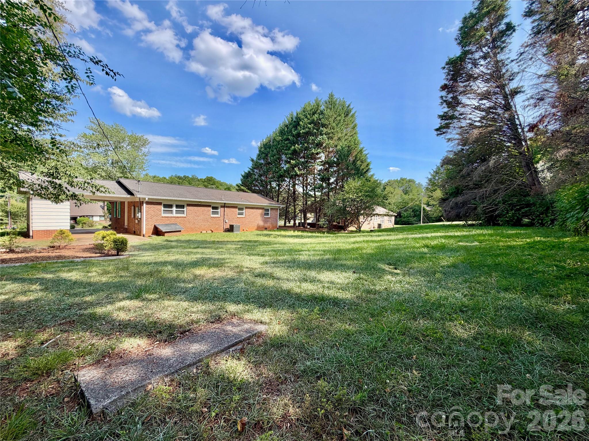 425 Bost Road — Morganton